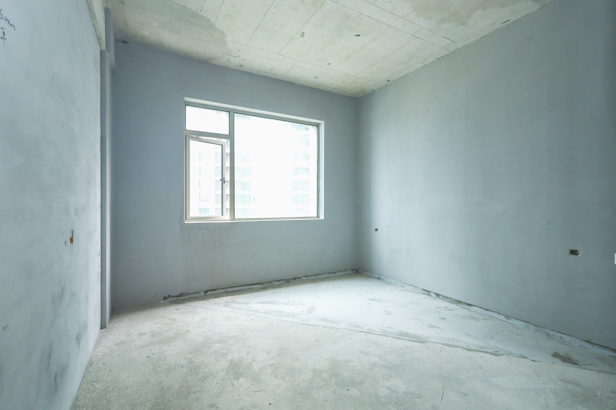 万象府台  4室2厅3卫    270.0万 万象府台  4室2厅3卫    270.0万卧室