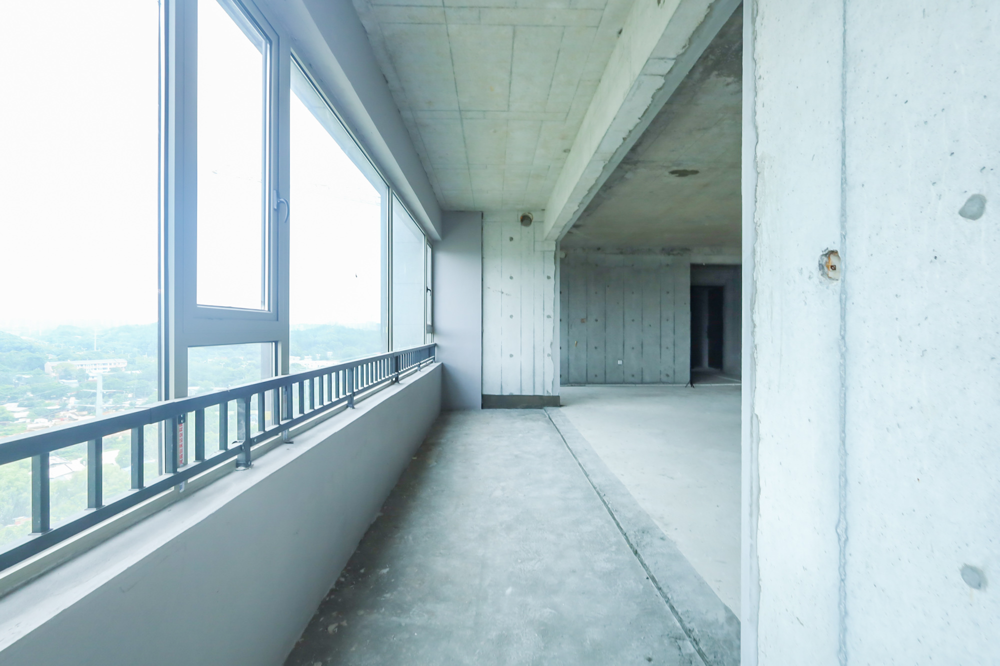 万象府台  4室2厅3卫    270.0万 万象府台  4室2厅3卫    270.0万阳台