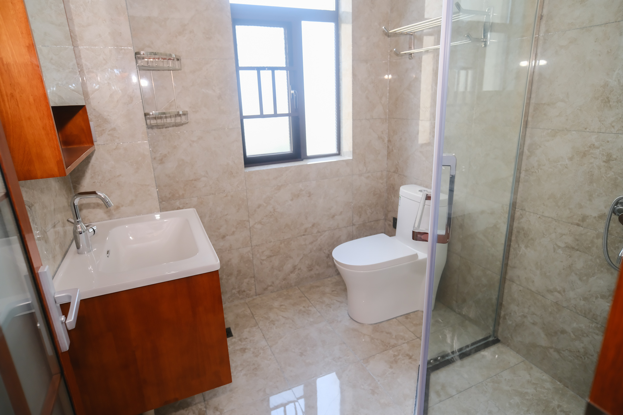 星雅美辰  4室2厅2卫    158.8万 星雅美辰  4室2厅2卫    158.8万卫生间