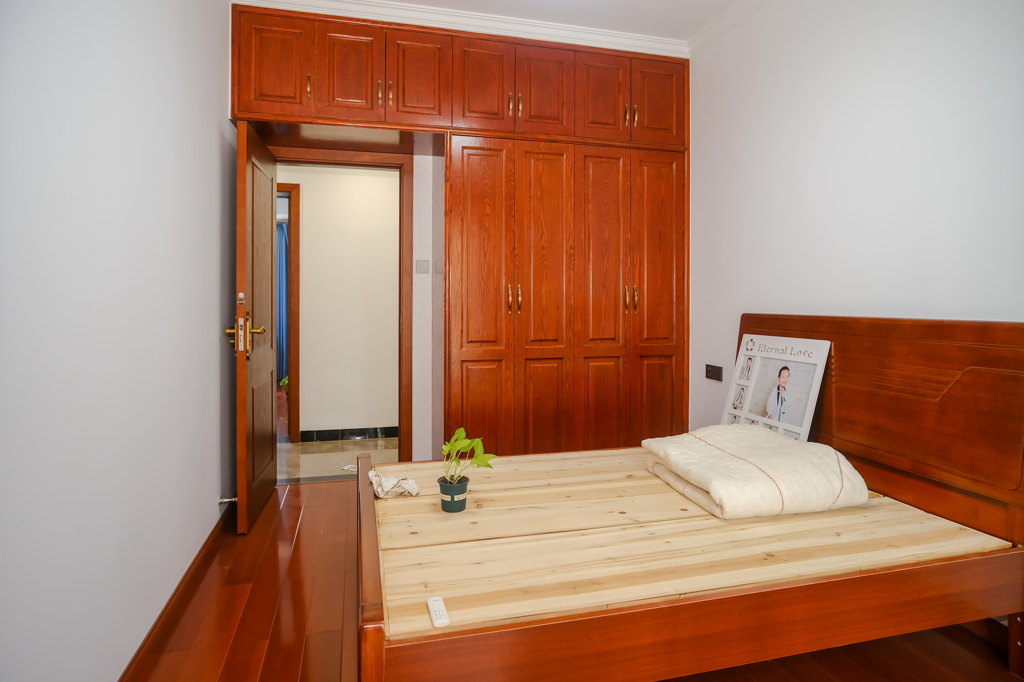 星雅美辰  4室2厅2卫    158.8万 星雅美辰  4室2厅2卫    158.8万卧室