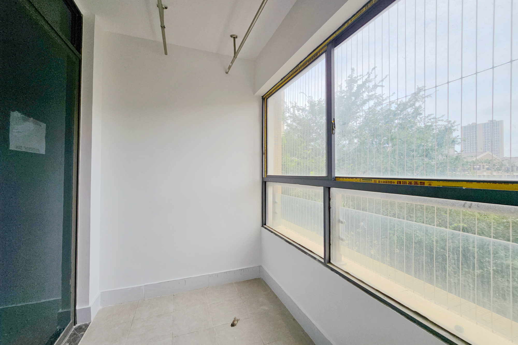 阳光城尚东湾学园区  3室2厅2卫    100.0万 阳光城尚东湾学园区  3室2厅2卫    100.0万其他