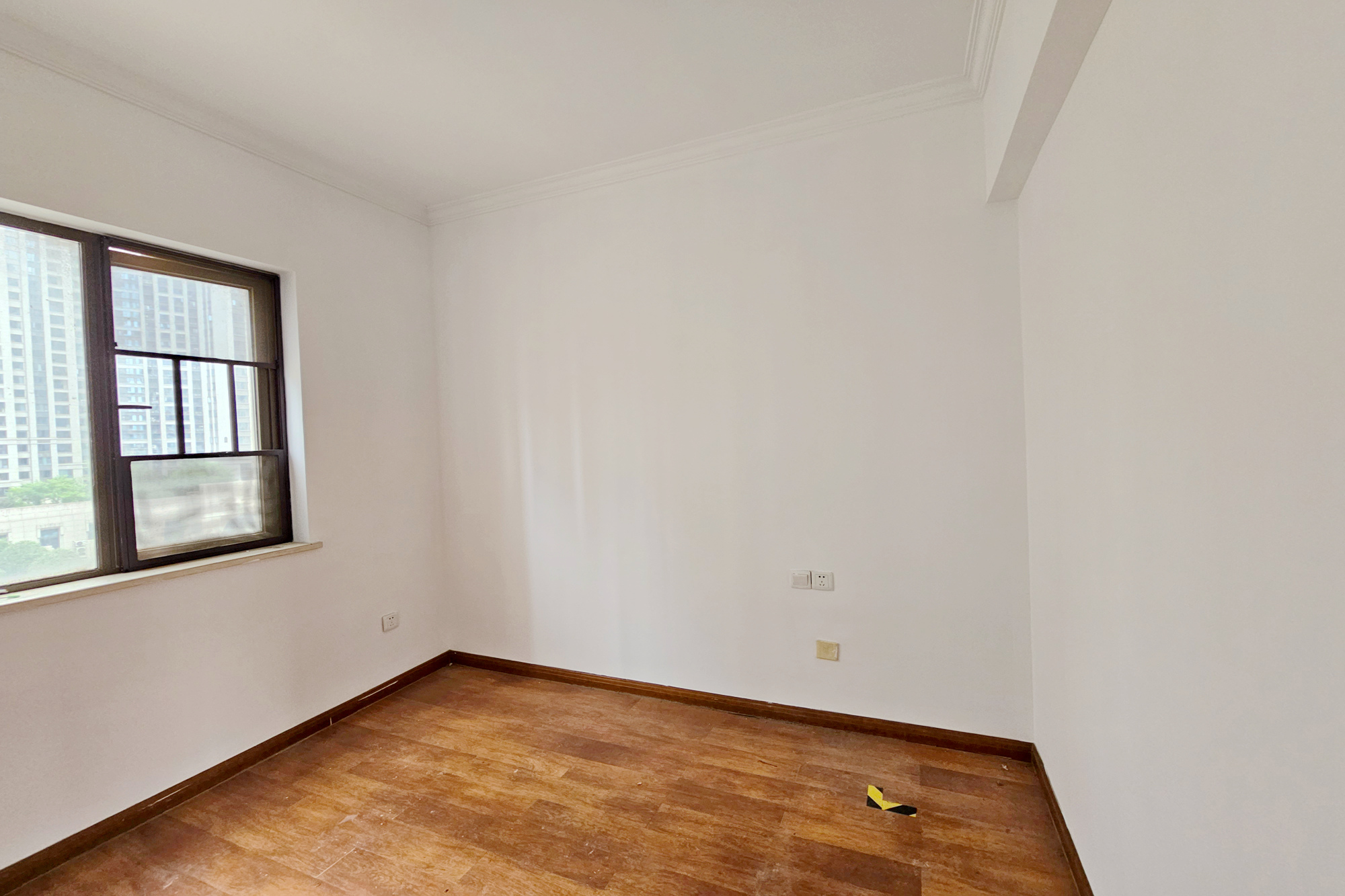 阳光城尚东湾学园区  3室2厅2卫    100.0万 阳光城尚东湾学园区  3室2厅2卫    100.0万卧室