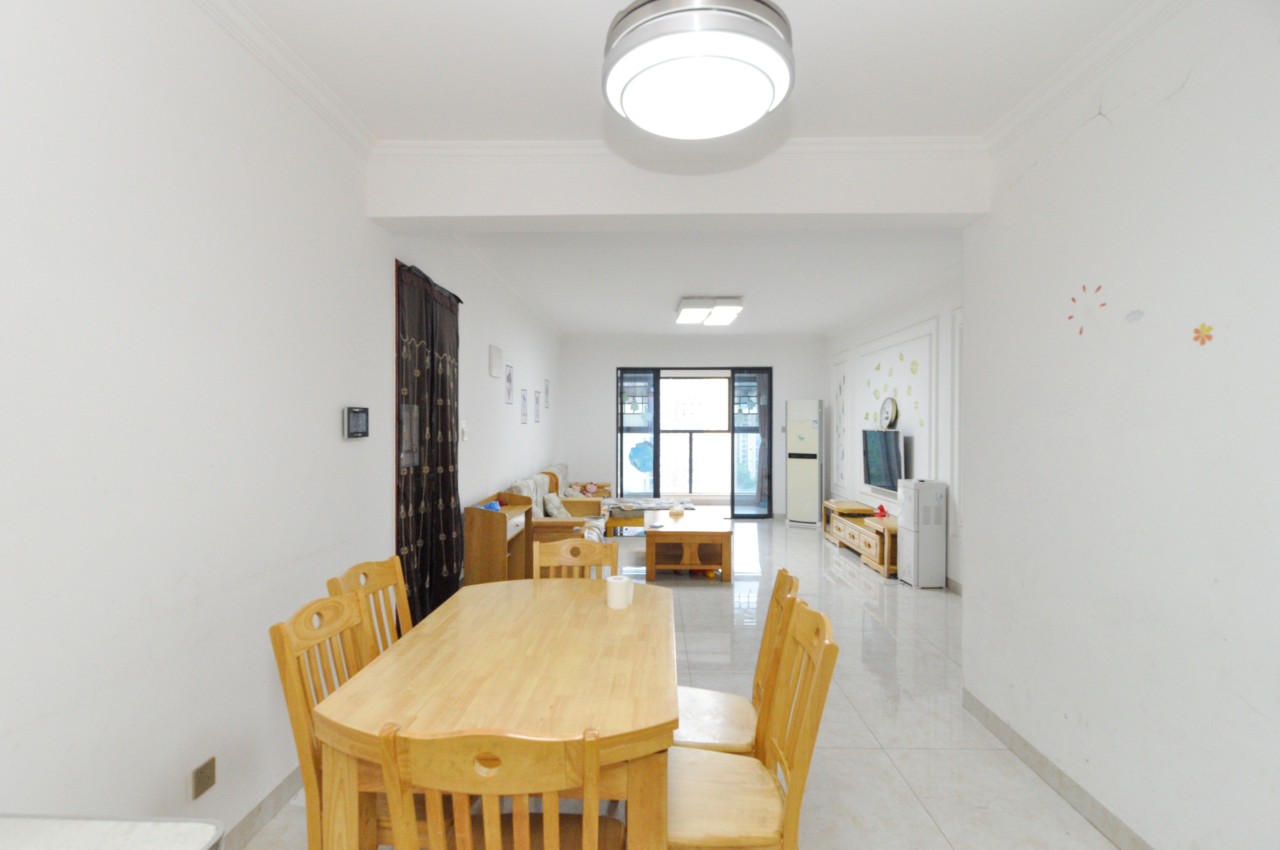 中海梅溪湖壹号 3室2厅2卫 230.0万 中海梅溪湖壹号 3室2厅2卫 230.0万其他