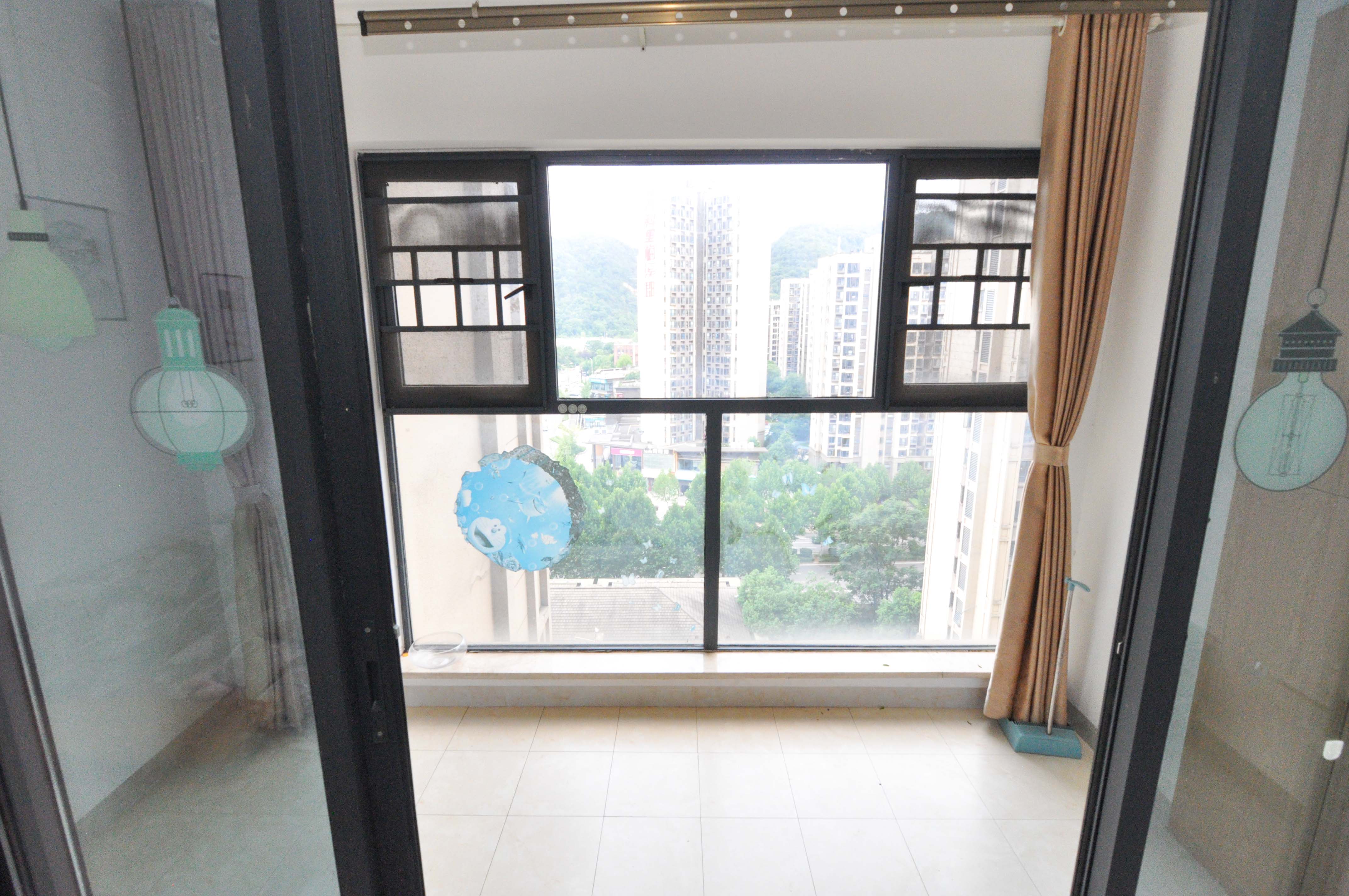 中海梅溪湖壹号 3室2厅2卫 230.0万 中海梅溪湖壹号 3室2厅2卫 230.0万其他