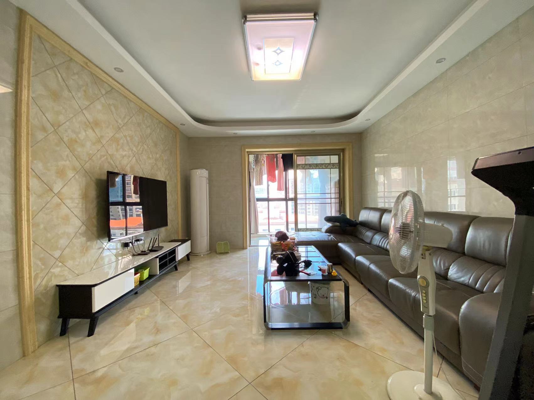 龙腾国际 2室2厅1卫 59.8万 龙腾国际 2室2厅1卫 59.8万室内图