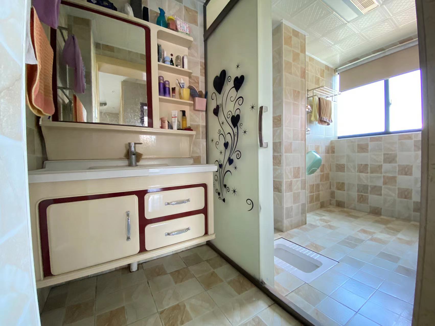 龙腾国际 2室2厅1卫 59.8万 龙腾国际 2室2厅1卫 59.8万室内图