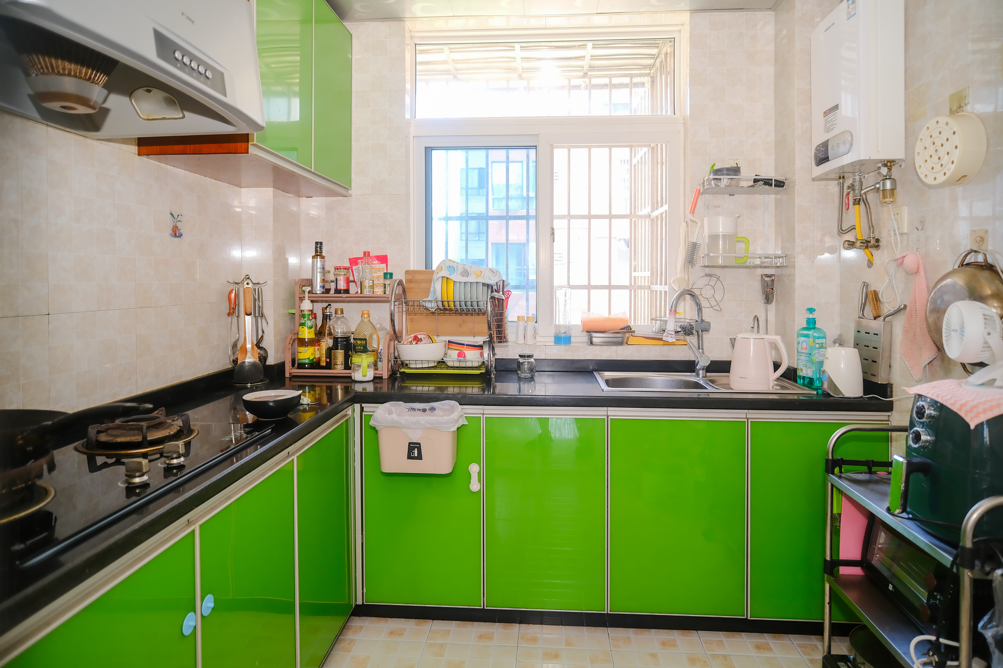 湘瑞家园 2室2厅1卫 45.0万 湘瑞家园 2室2厅1卫 45.0万厨房