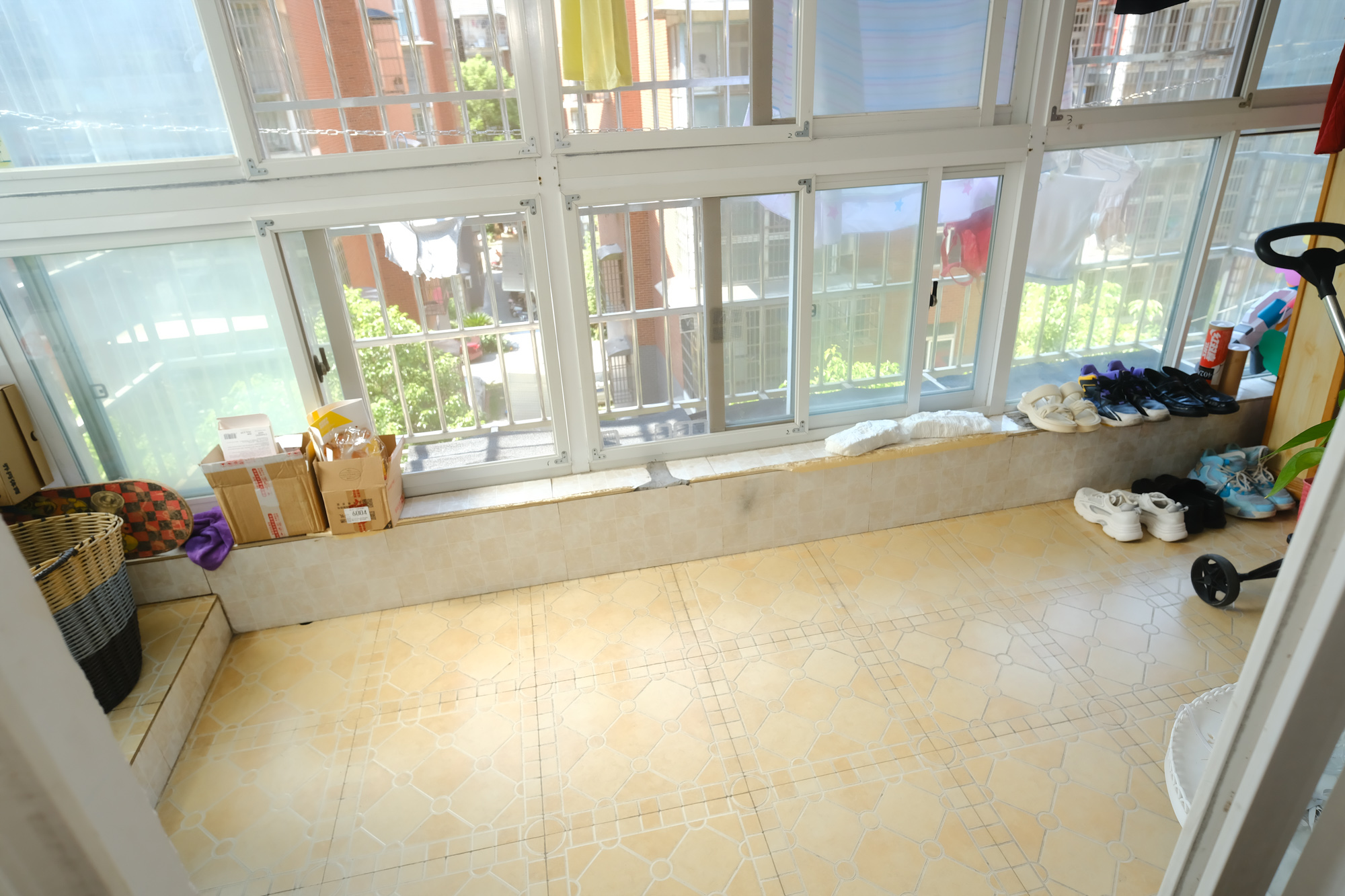 湘瑞家园 2室2厅1卫 45.0万 湘瑞家园 2室2厅1卫 45.0万阳台