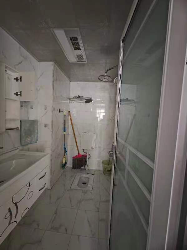 百弘学府城  2室1厅1卫    1000.0元/月室内图