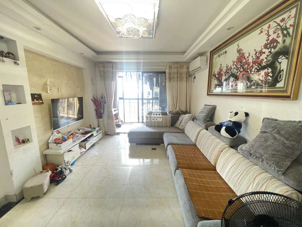 三一歌雅郡  2室2厅1卫    47.0万