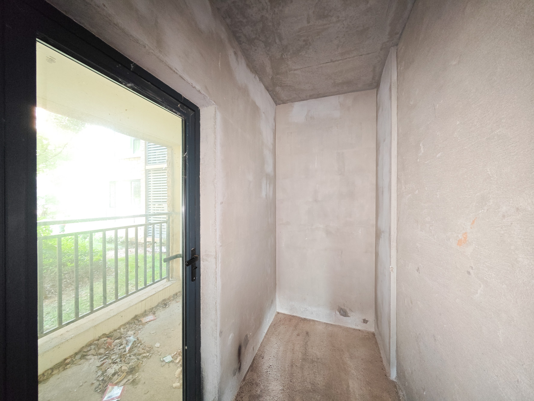 中建嘉和城  3室2厅2卫   75.80万卧室
