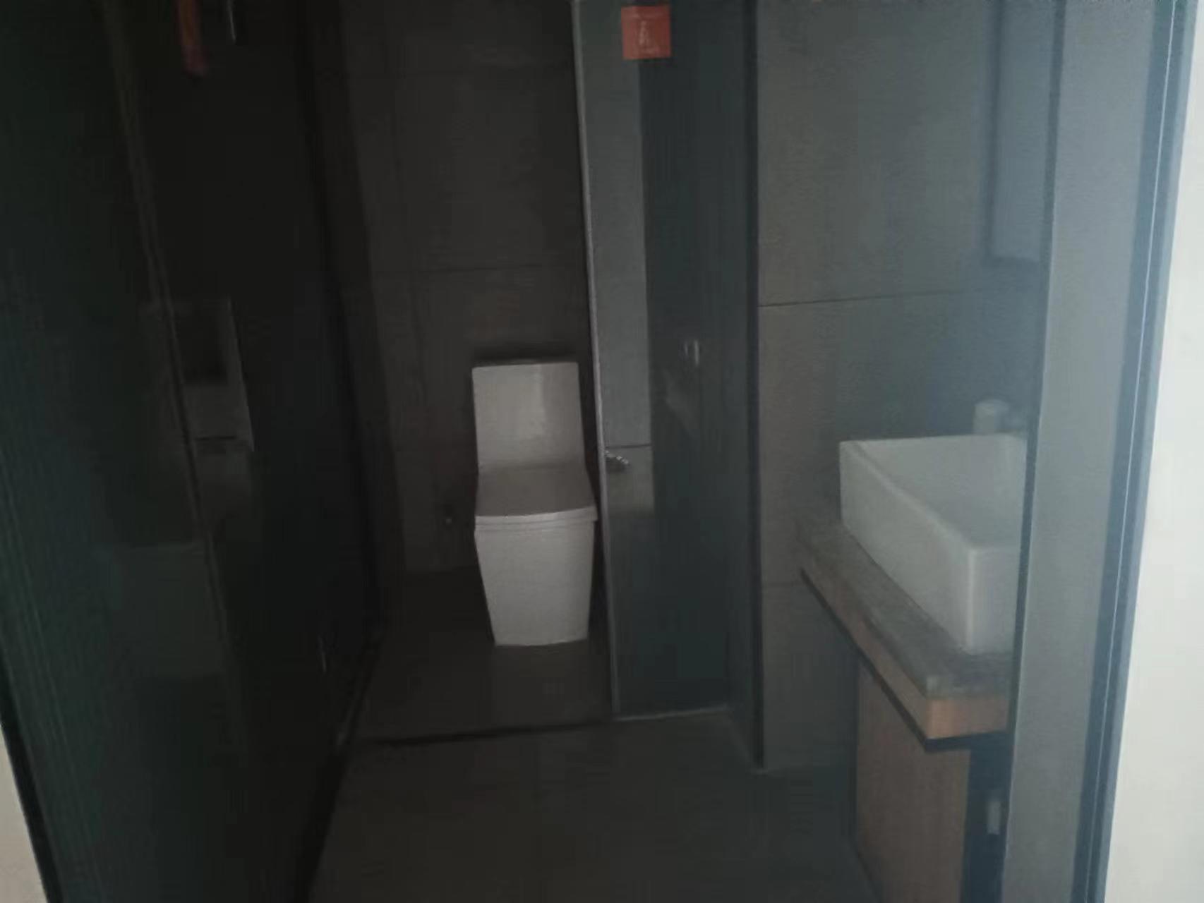 众一桂府 1室1厅1卫 1000.00元/月 众一桂府 1室1厅1卫 1000.00元/月室内图