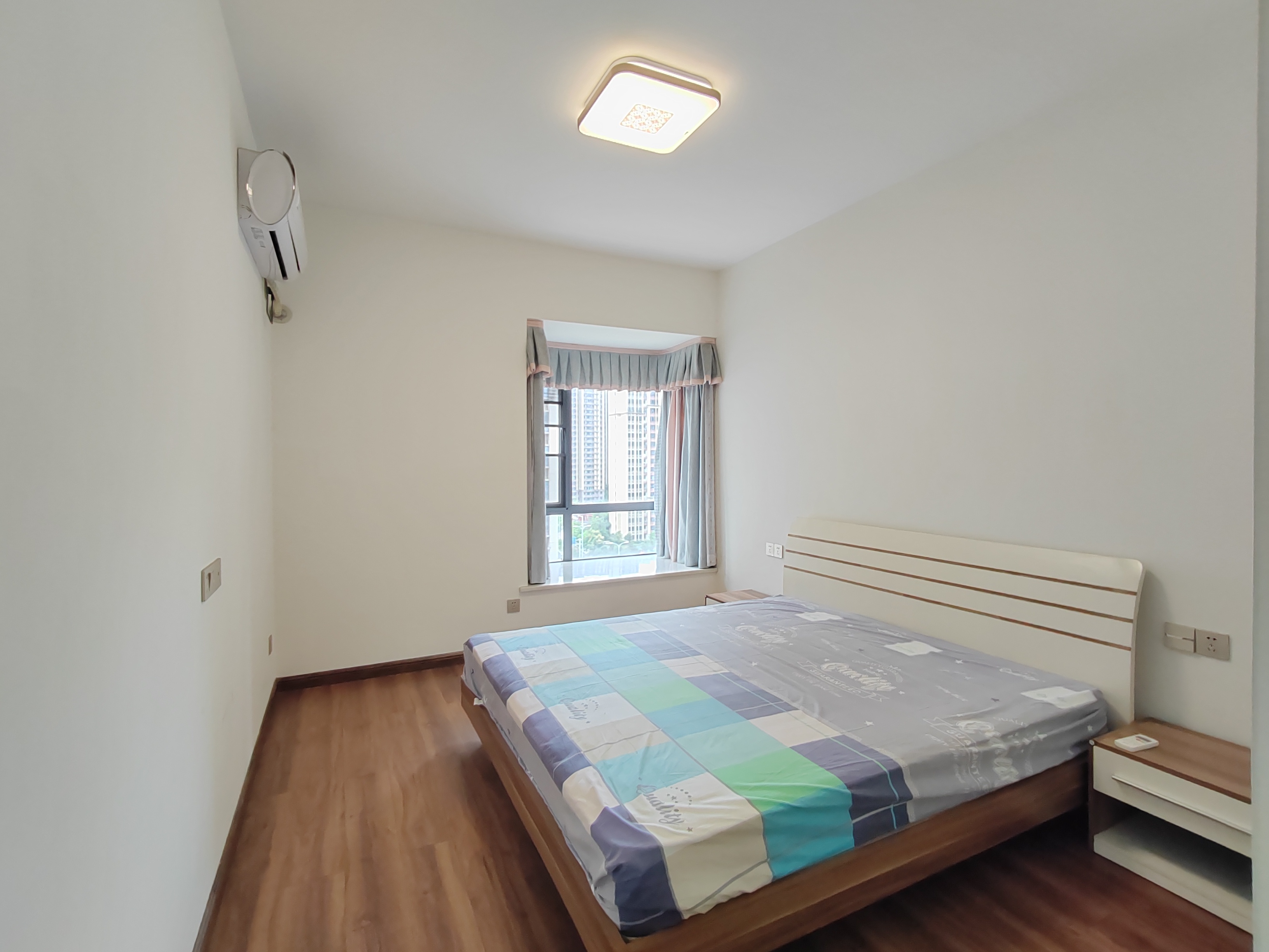 山水印象  2室2厅2卫   65.00万 山水印象  2室2厅2卫   65.00万室内图