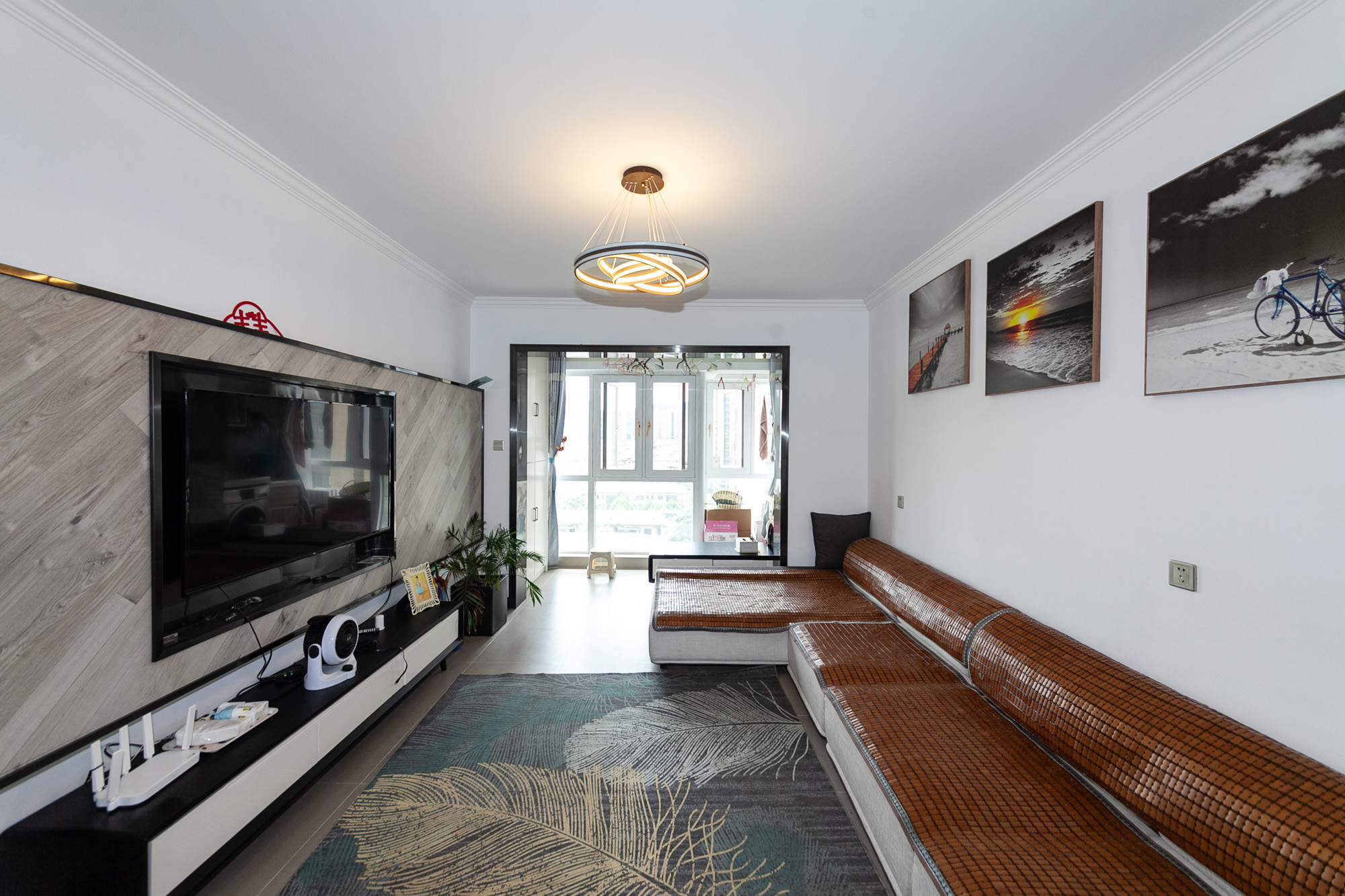 龙湖湘风原著（龙湖湘风星城）  3室2厅2卫    123.0万客厅