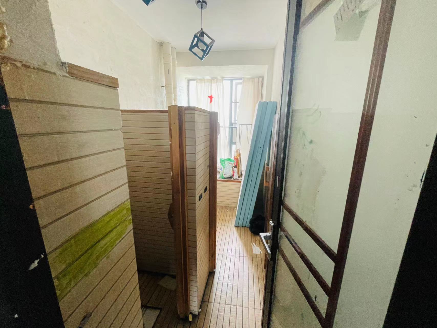 美的城一期  4室2厅2卫   78.00万室内图