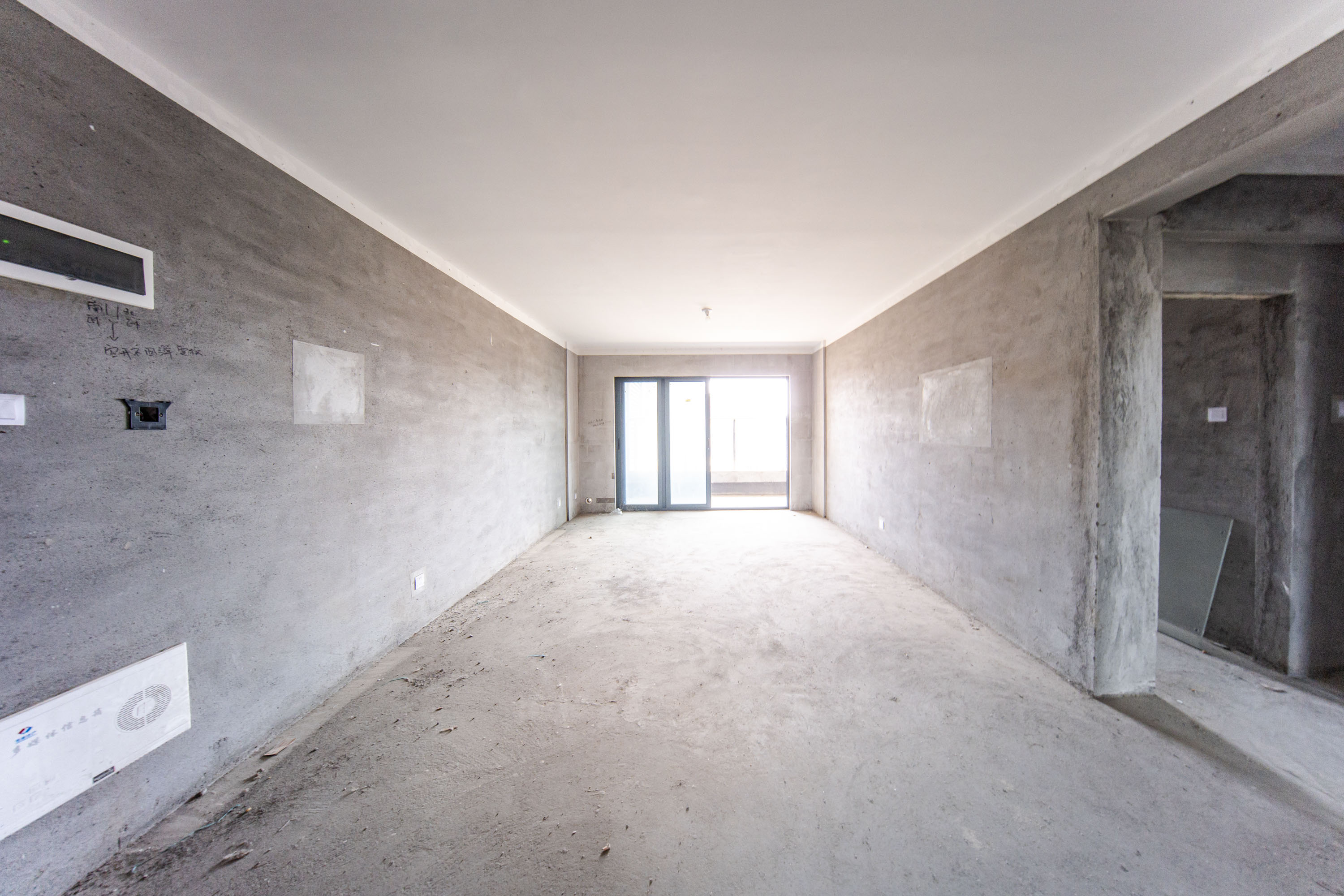 湘熙水郡(观澜海赋家园) 4室2厅2卫 175.0万 湘熙水郡(观澜海赋家园) 4室2厅2卫 175.0万客厅