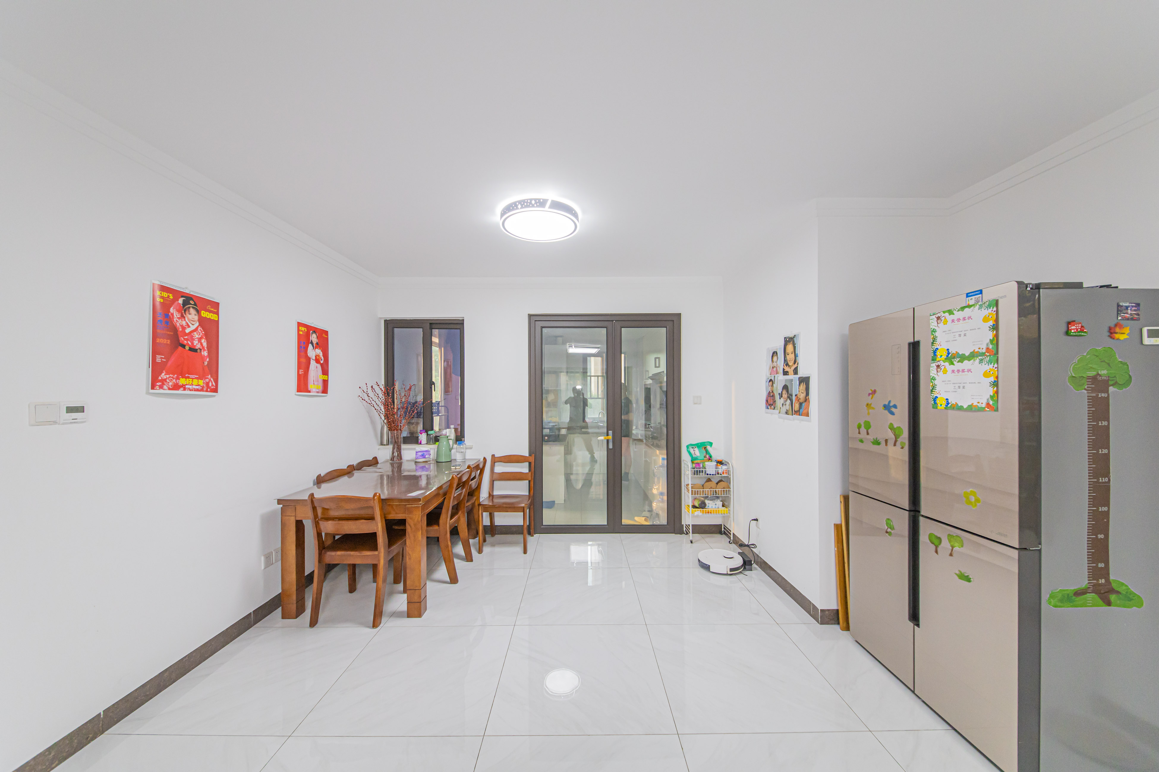 鑫远悦城（鑫远悦时代）  4室2厅2卫    188.0万客厅