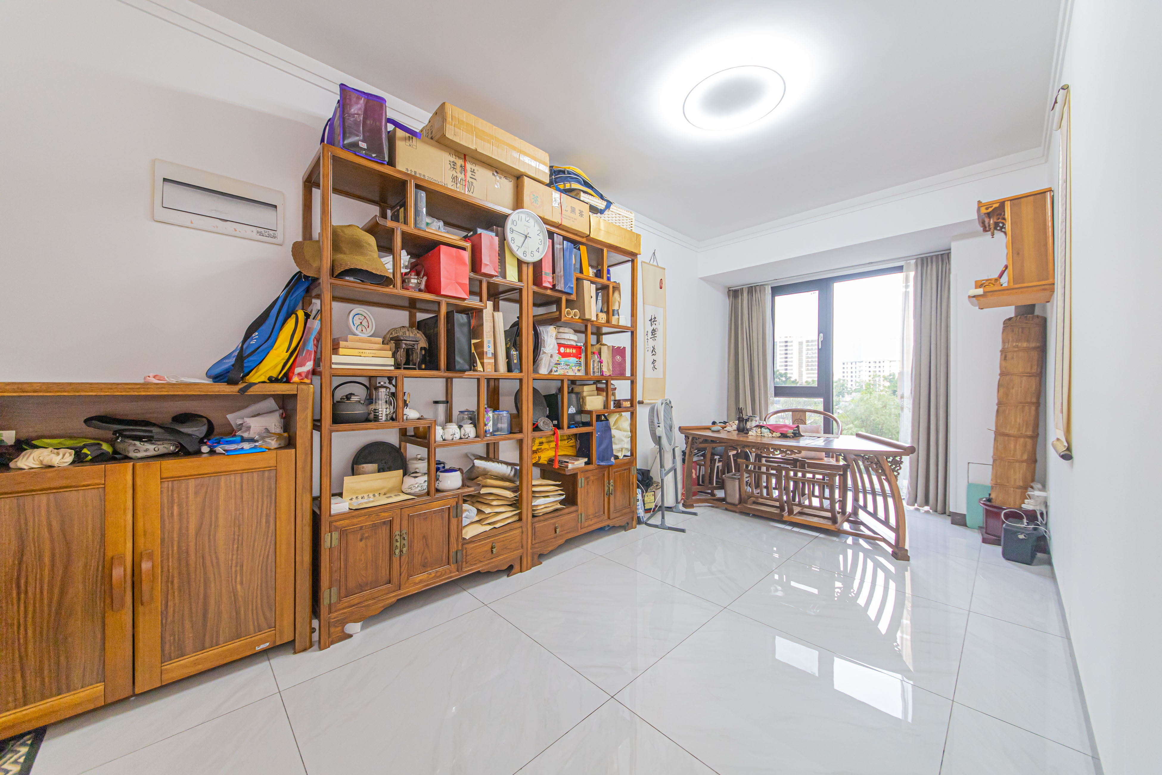 鑫远悦城（鑫远悦时代）  4室2厅2卫    188.0万卧室