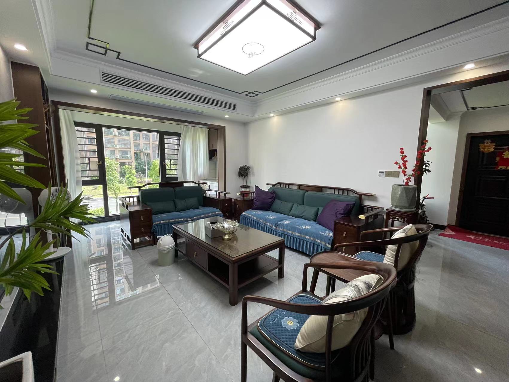 红盾雅园 3室2厅2卫 79.8万 红盾雅园 3室2厅2卫 79.8万室内图