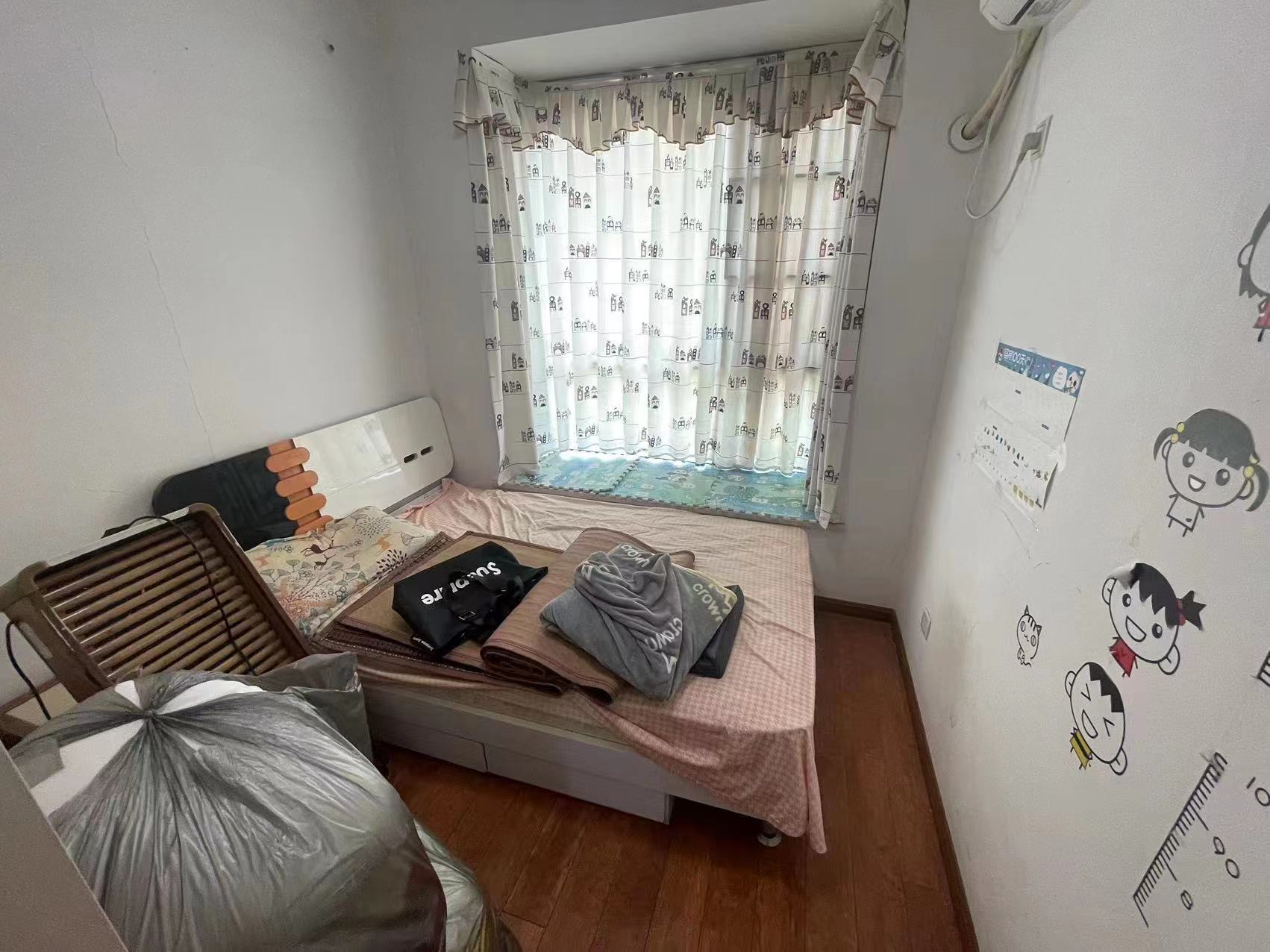 城市风景  3室2厅2卫    70.0万 城市风景  3室2厅2卫    70.0万室内图