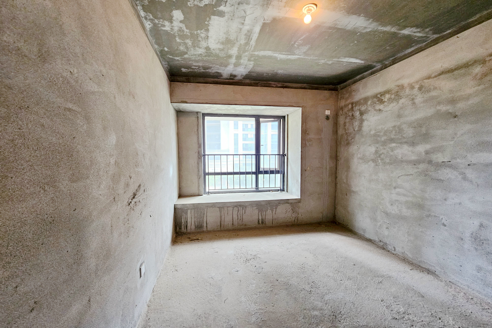 明昇壹城(明昇时代广场)一期  3室2厅1卫    130.0万 明昇壹城(明昇时代广场)一期  3室2厅1卫    130.0万其他