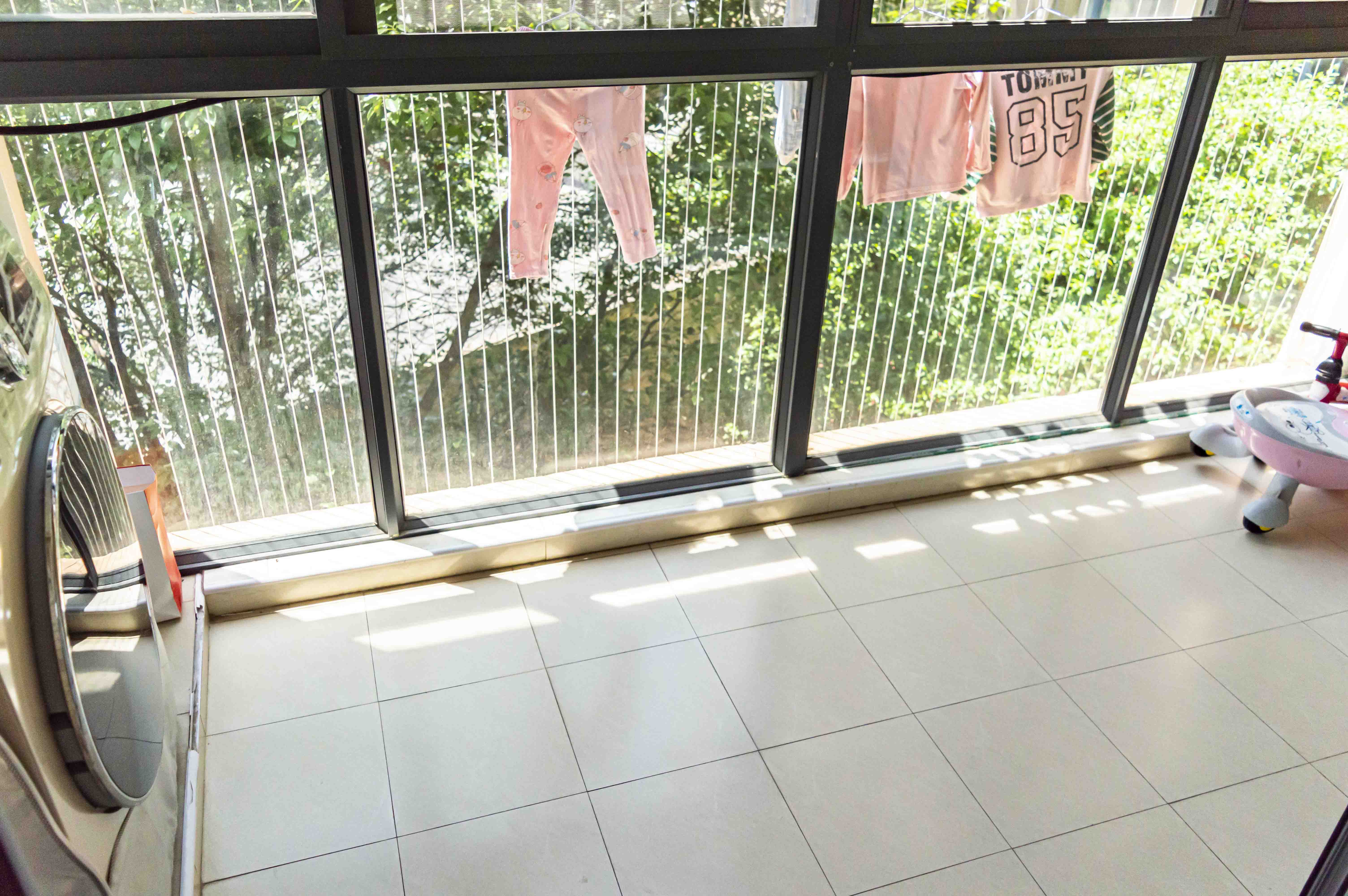 东方新城  2室2厅1卫   42.80万室内图