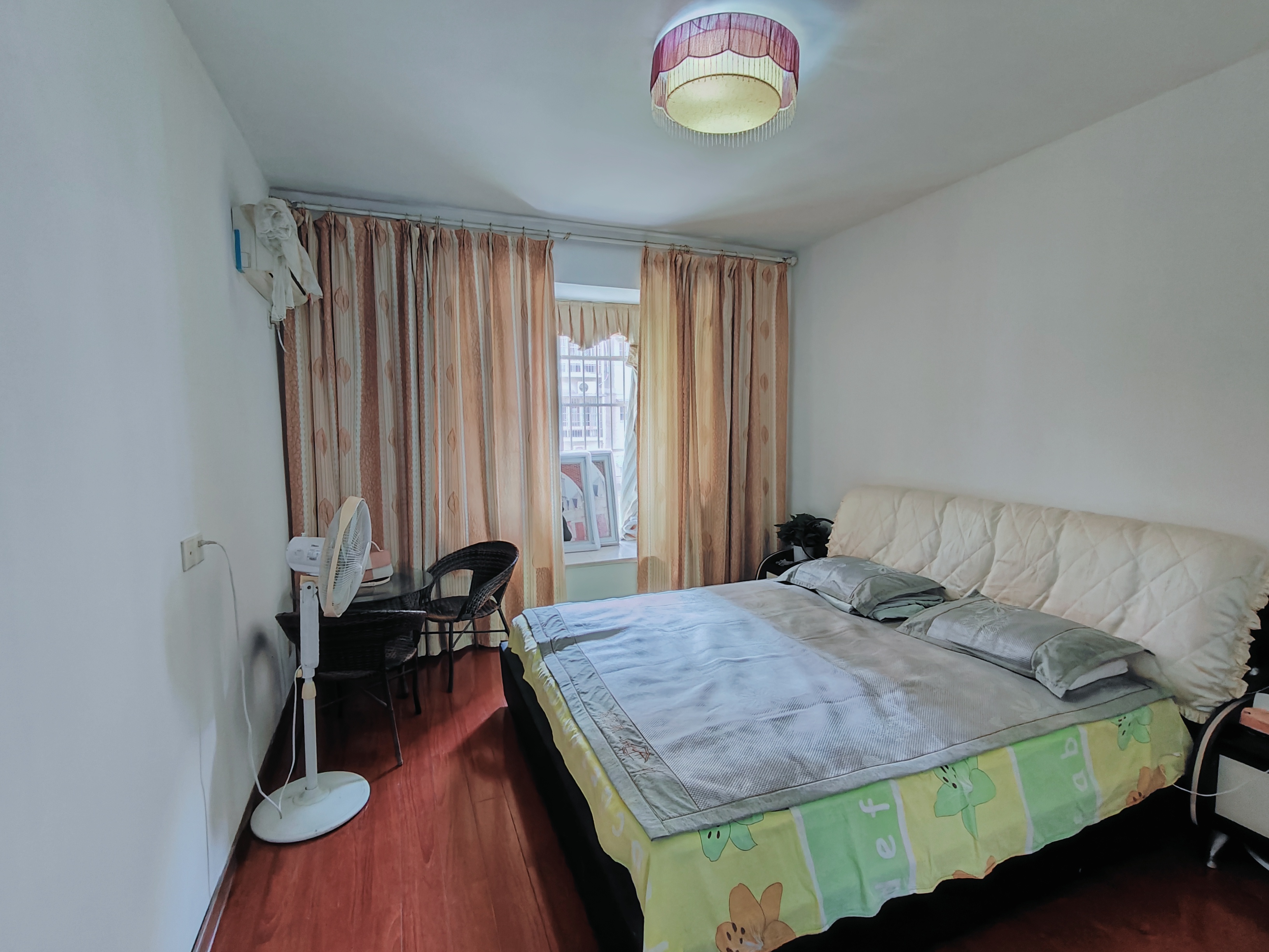 康和山庄 3室2厅1卫 50.8万 康和山庄 3室2厅1卫 50.8万室内图