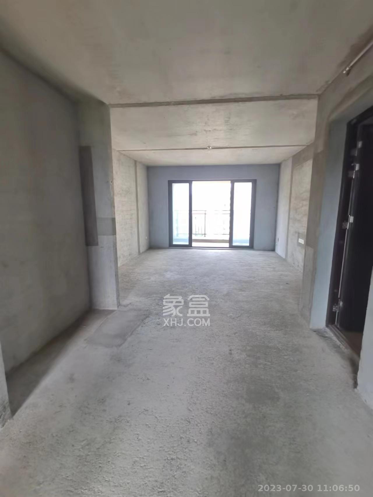 长沙美的梧桐庄园  4室2厅2卫   1500.00元/月室内图