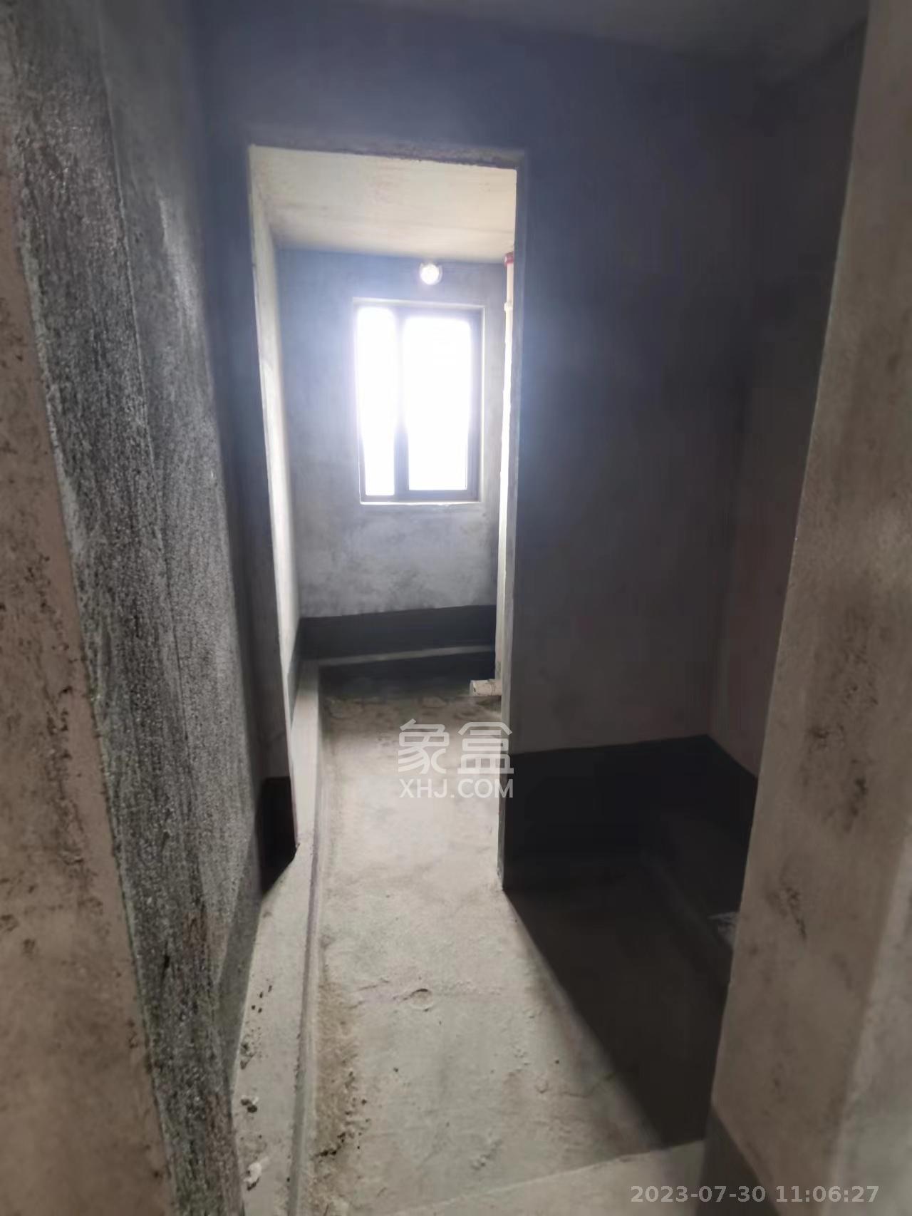 长沙美的梧桐庄园  4室2厅2卫   1500.00元/月室内图