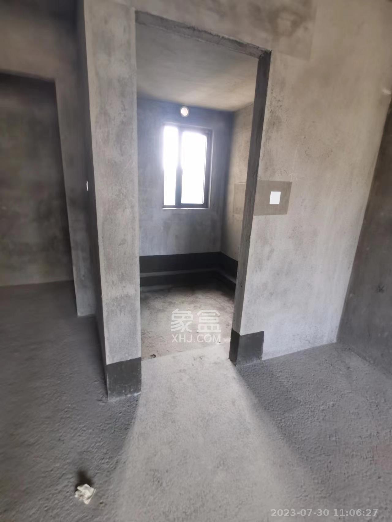 长沙美的梧桐庄园  4室2厅2卫   1500.00元/月室内图
