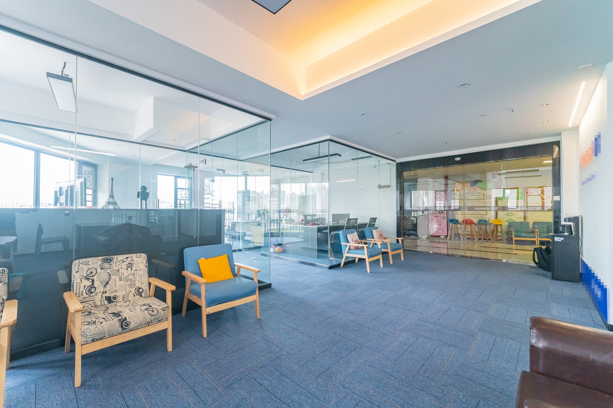 博雅例外 0室0厅0卫 85.0万 博雅例外 0室0厅0卫 85.0万客厅