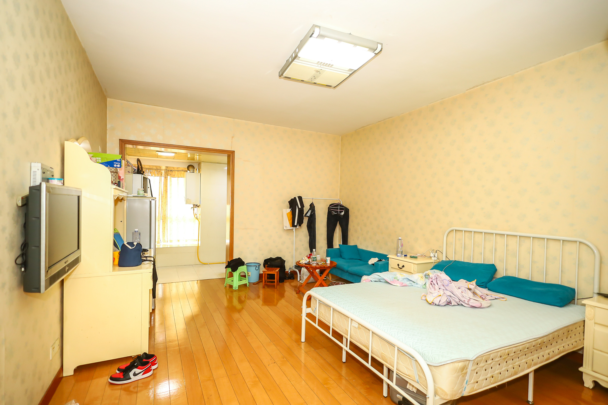 明城公寓 1室1厅1卫 22.8万 明城公寓 1室1厅1卫 22.8万客厅