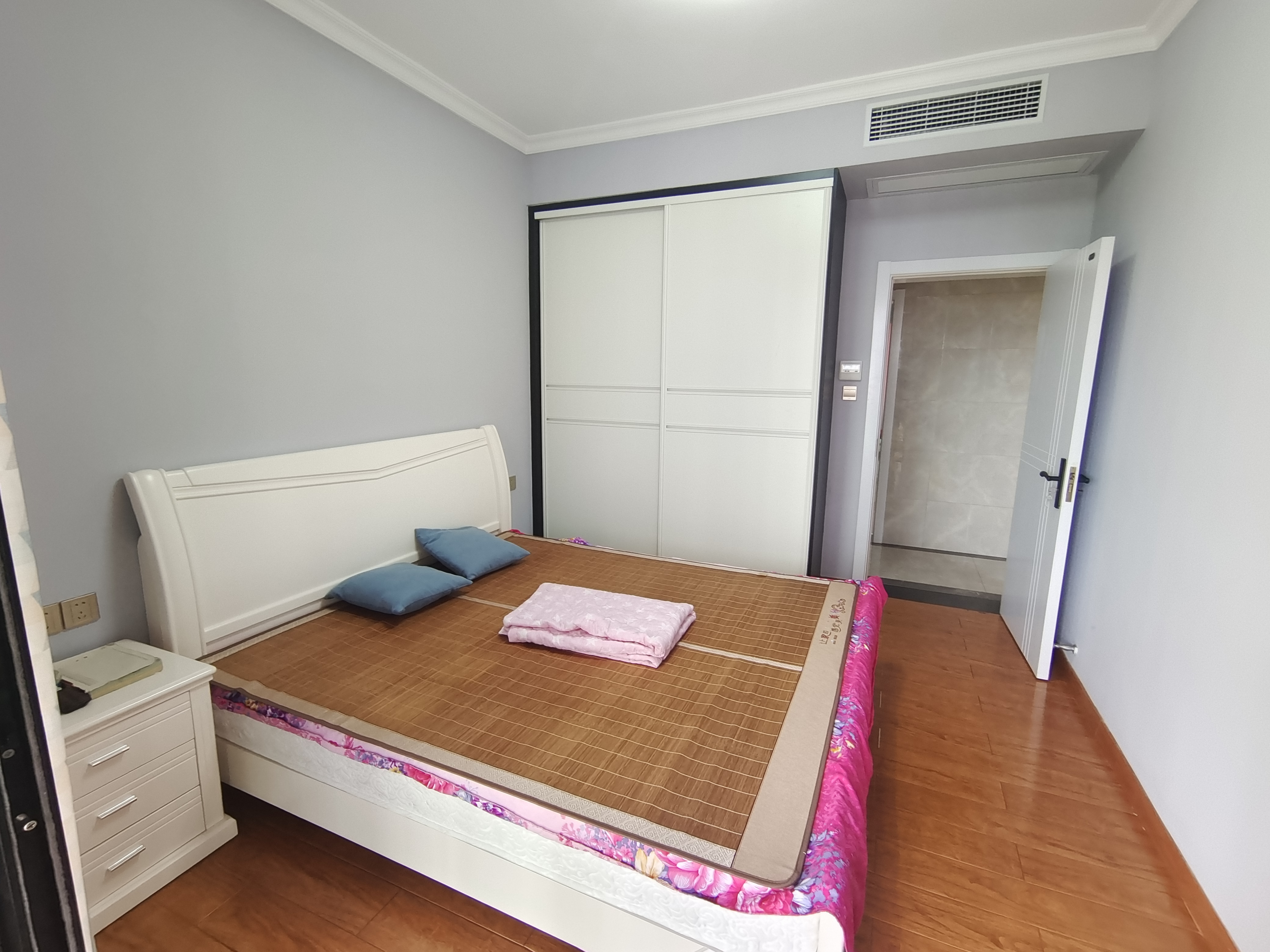 经仕小区 3室2厅2卫 68.8万 经仕小区 3室2厅2卫 68.8万室内图