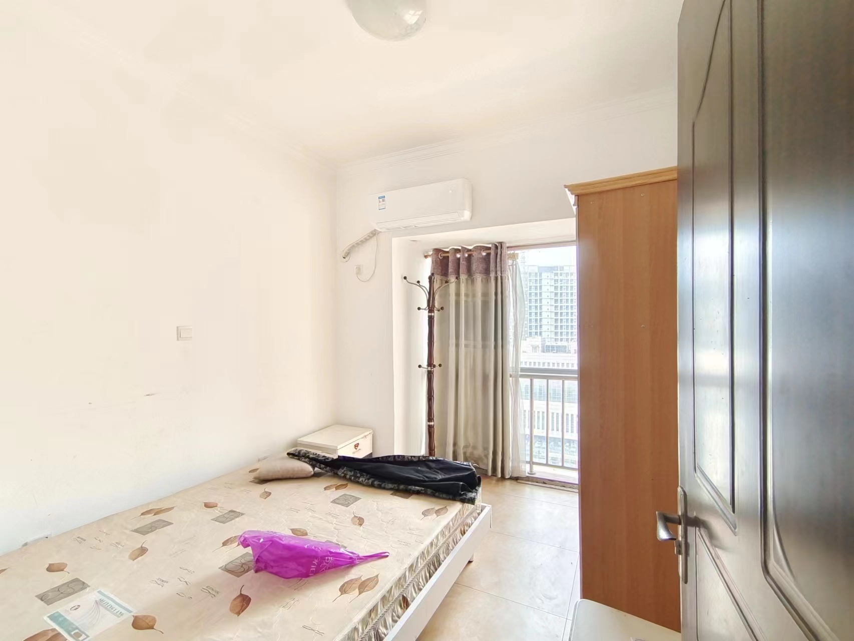 流金岁月-华晨国际 3室1厅1卫 55.0万 流金岁月-华晨国际 3室1厅1卫 55.0万室内图