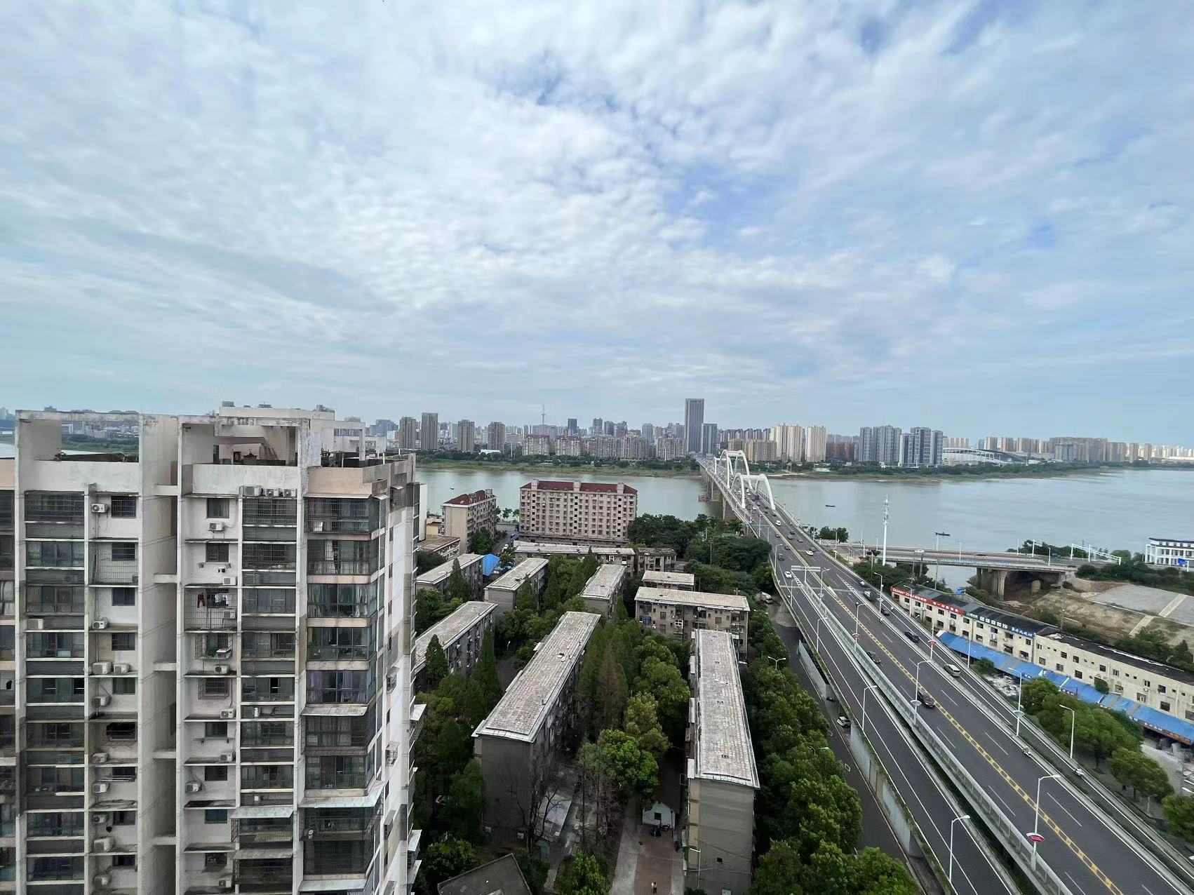 阳光新城  2室2厅1卫   43.00万室内图
