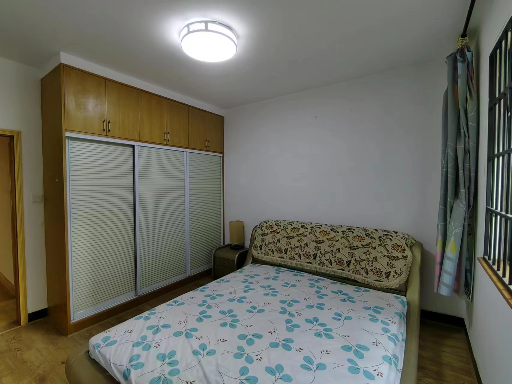 中地凯旋城 3室2厅2卫 48.8万 中地凯旋城 3室2厅2卫 48.8万客厅