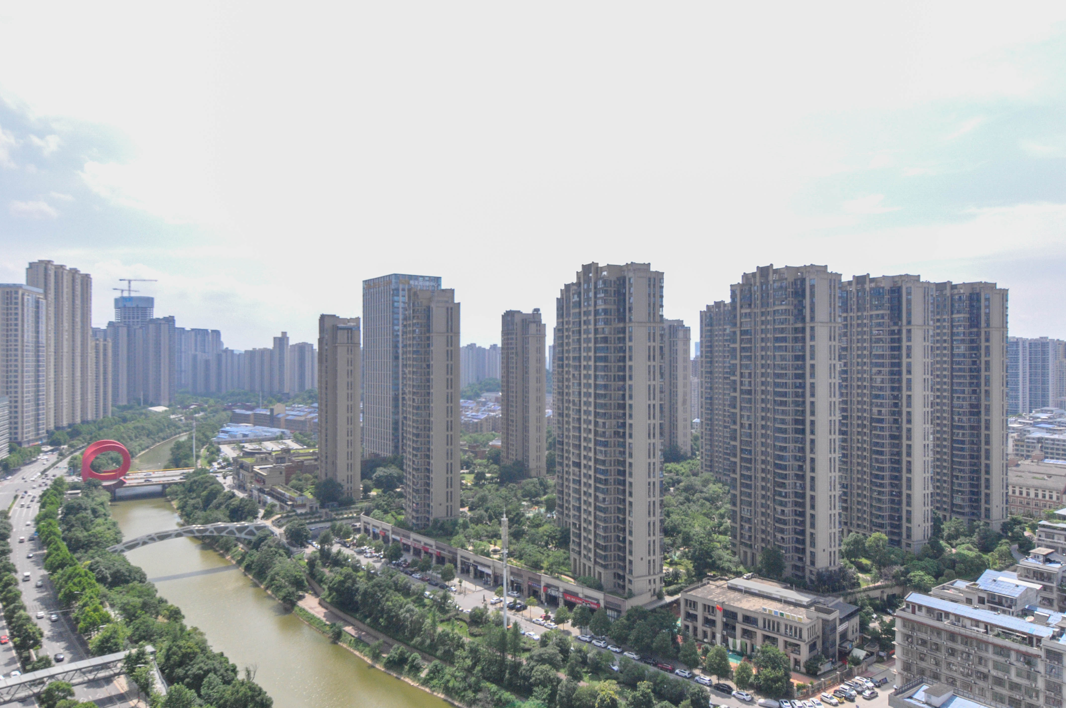 中建梅溪湖中心  4室2厅1卫   235.00万其他