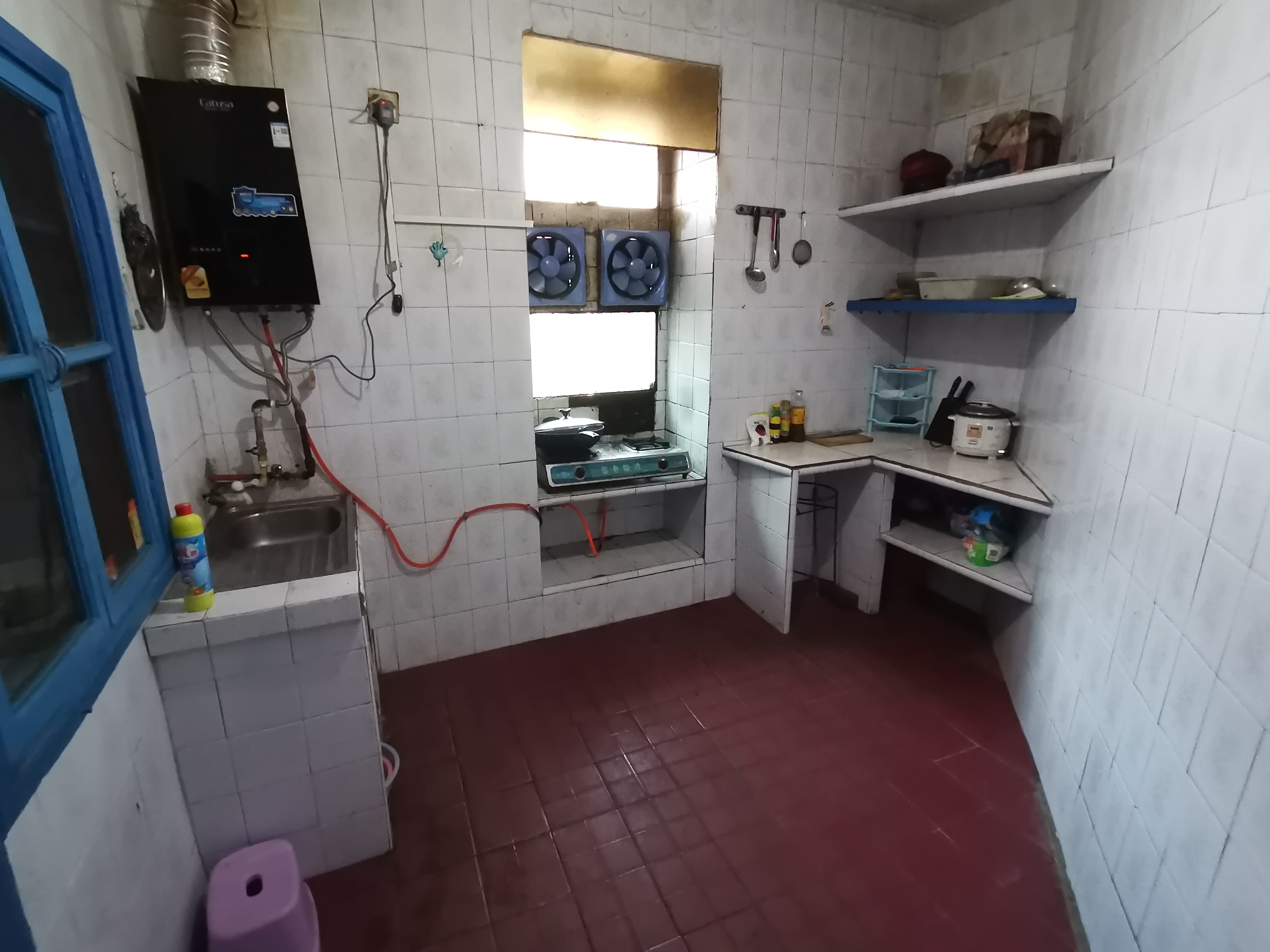 彩霞花园 2室2厅1卫 15.8万 彩霞花园 2室2厅1卫 15.8万客厅