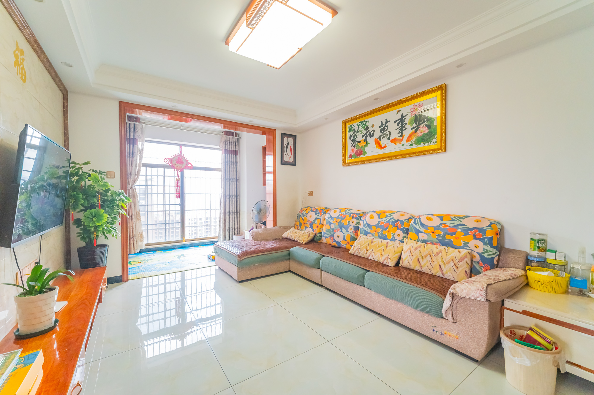 家和院 3室2厅1卫 75.0万 家和院 3室2厅1卫 75.0万客厅