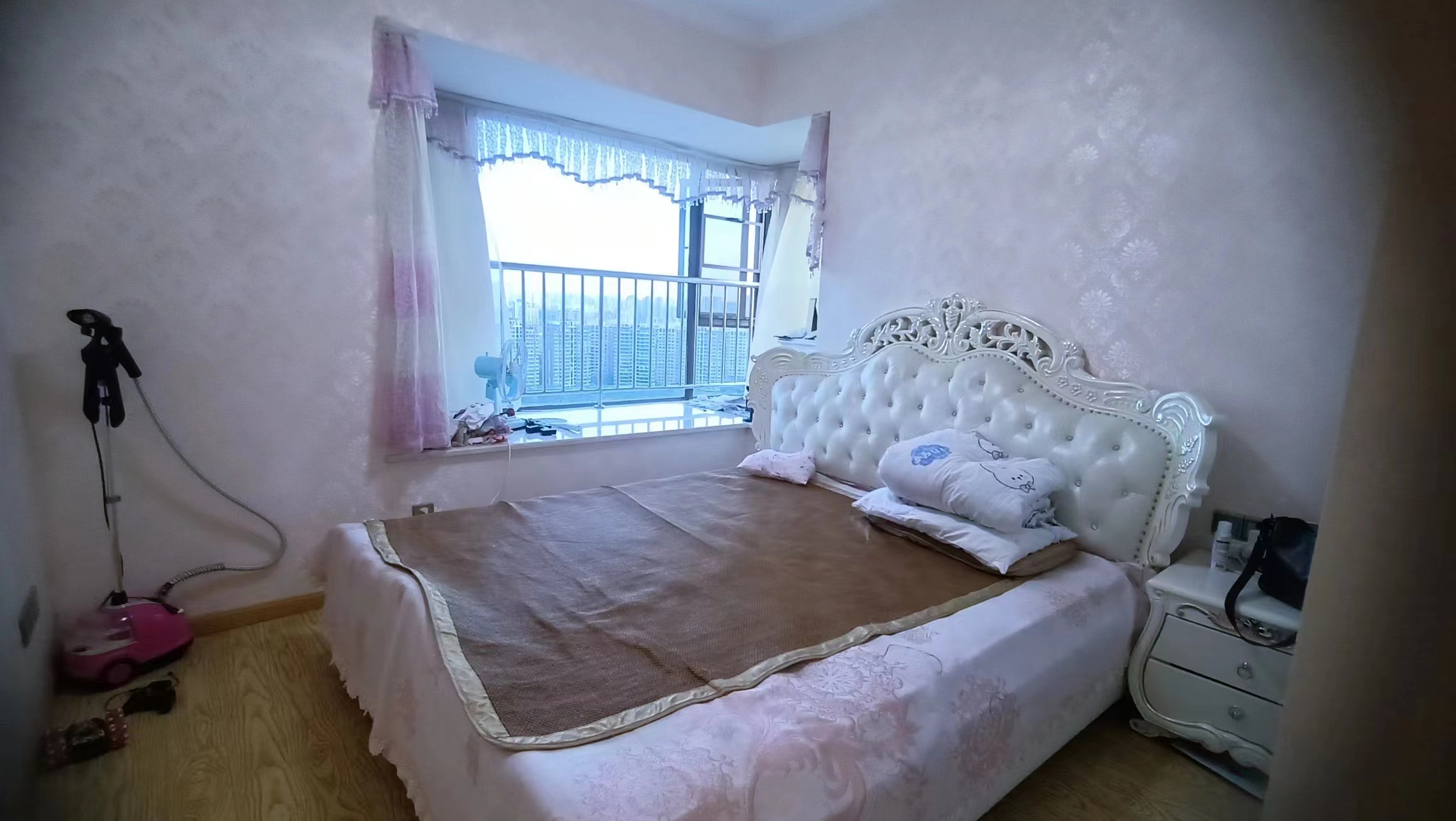 水岸花城(翠堤湾) 3室2厅1卫 44.0万 水岸花城(翠堤湾) 3室2厅1卫 44.0万室内图