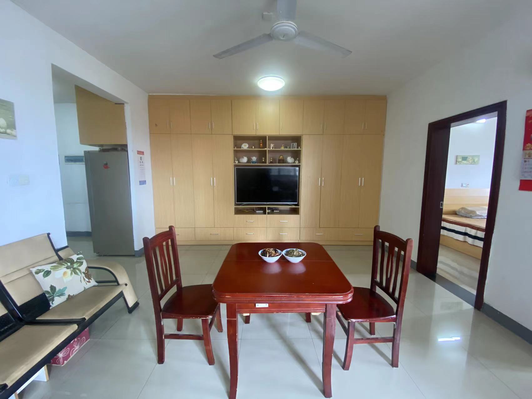 盛世华庭 2室2厅1卫 69.8万 盛世华庭 2室2厅1卫 69.8万室内图