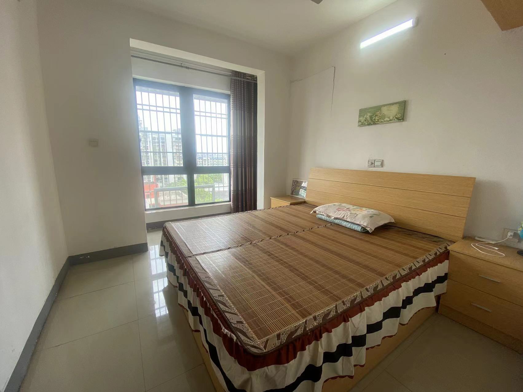 盛世华庭 2室2厅1卫 69.8万 盛世华庭 2室2厅1卫 69.8万室内图