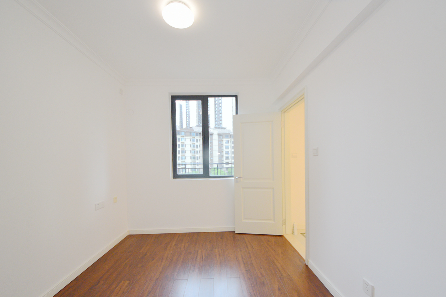 万科魅力之城观澜里  4室2厅2卫    201.0万其他