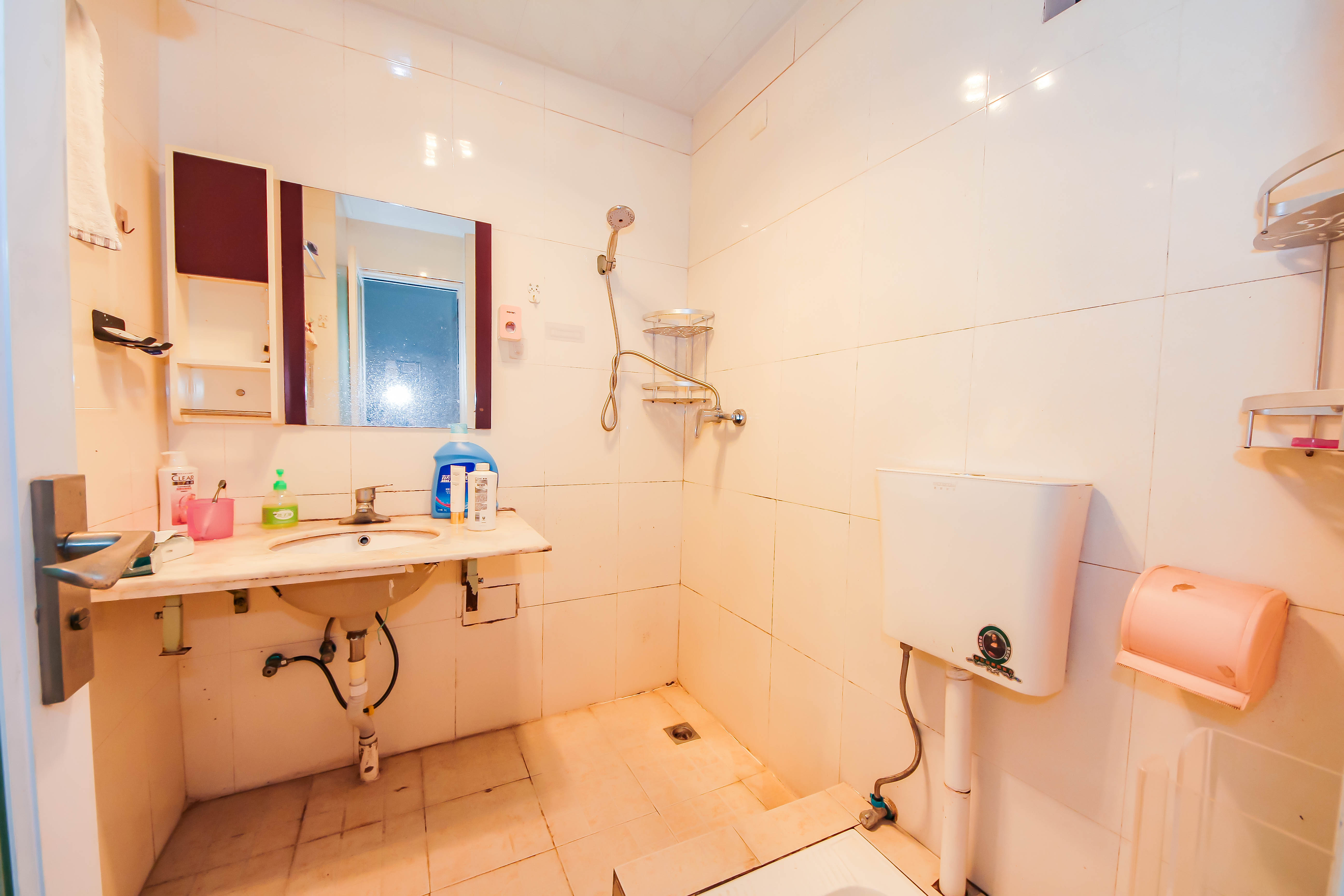 湘江世纪城悦江苑 1室1厅1卫 45.0万 湘江世纪城悦江苑 1室1厅1卫 45.0万卫生间