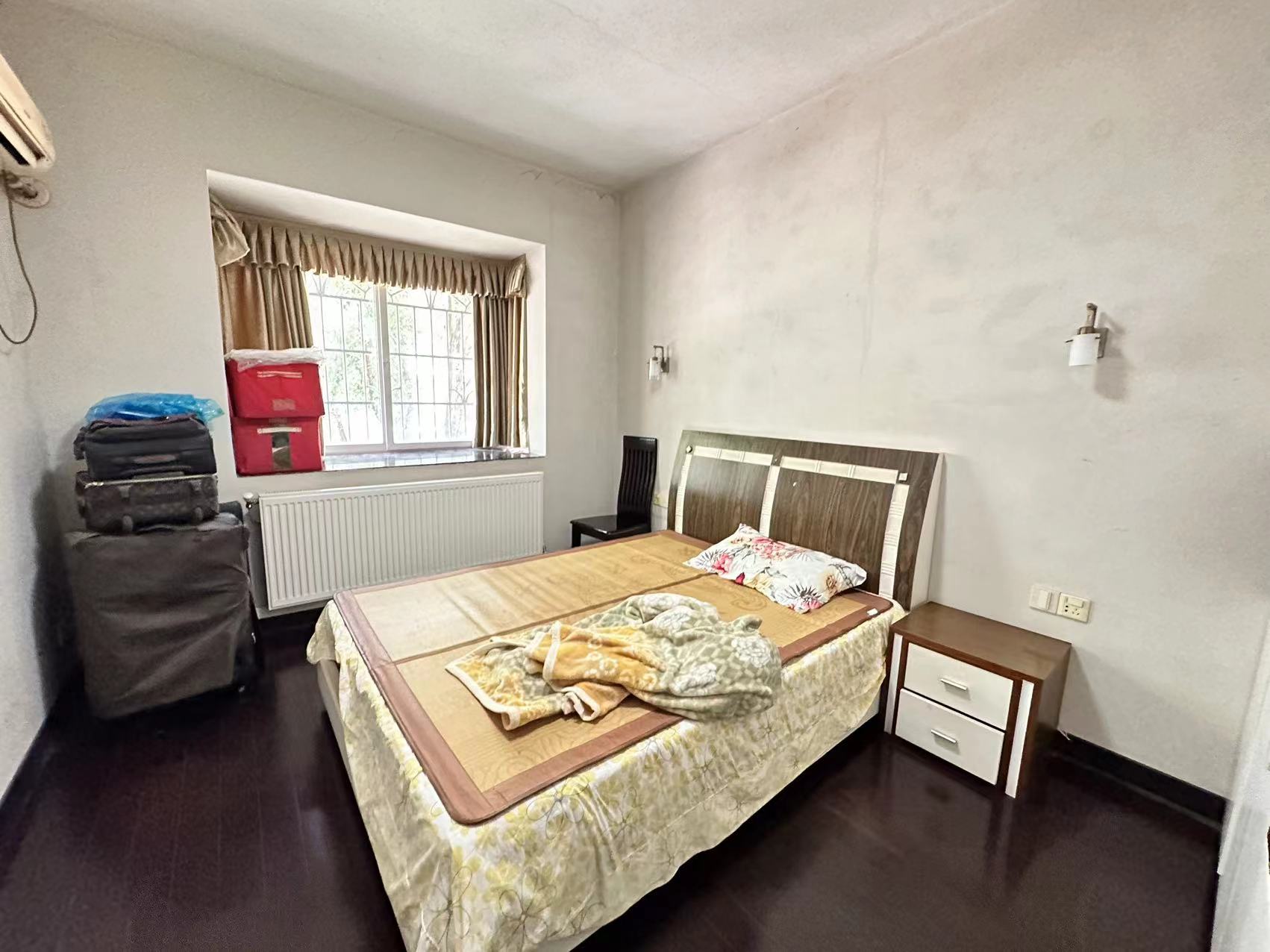 钻石家园 4室2厅2卫 50.0万 钻石家园 4室2厅2卫 50.0万室内图