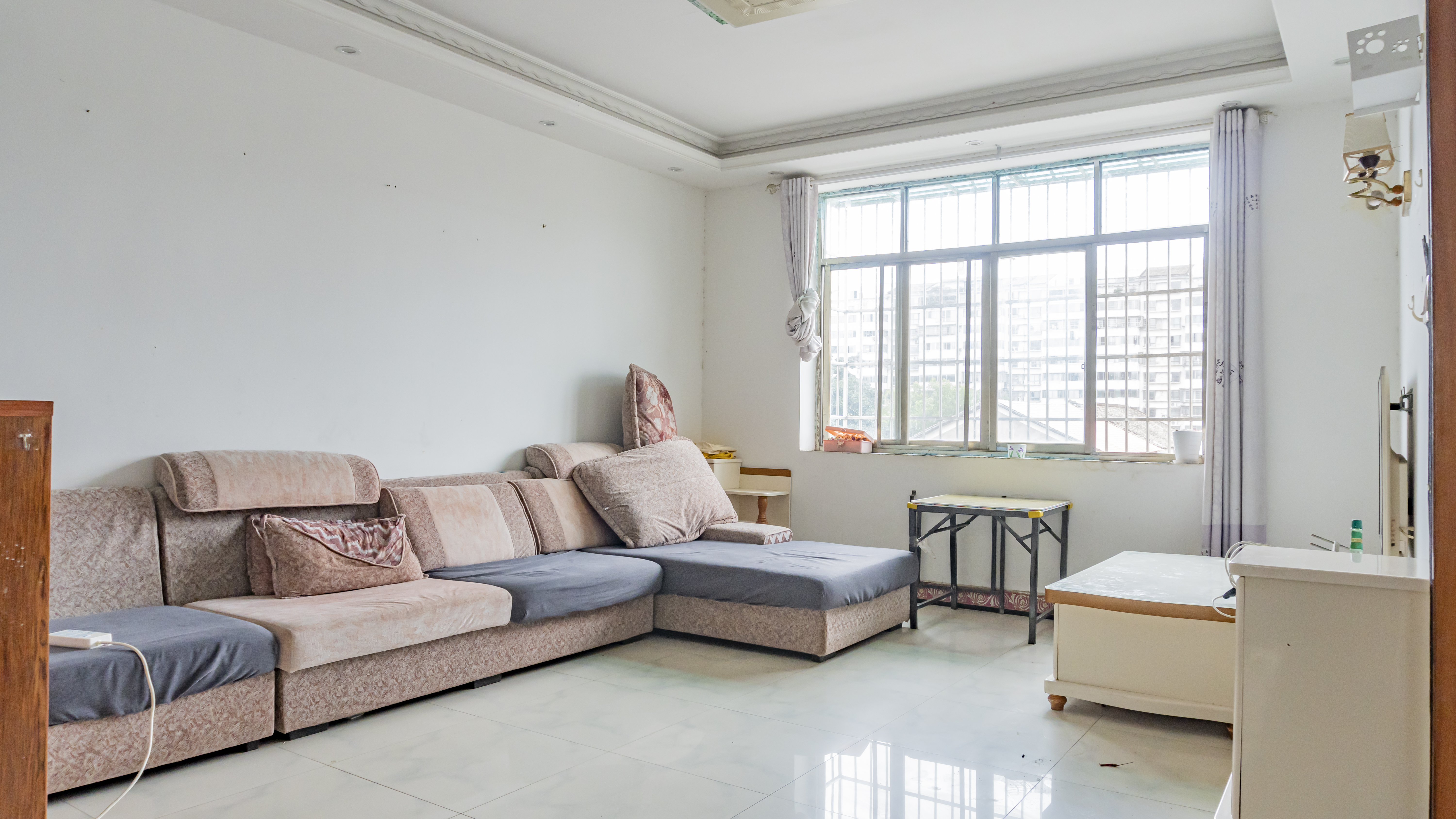 梓山苑小区 2室1厅1卫 29.8万 梓山苑小区 2室1厅1卫 29.8万室内图