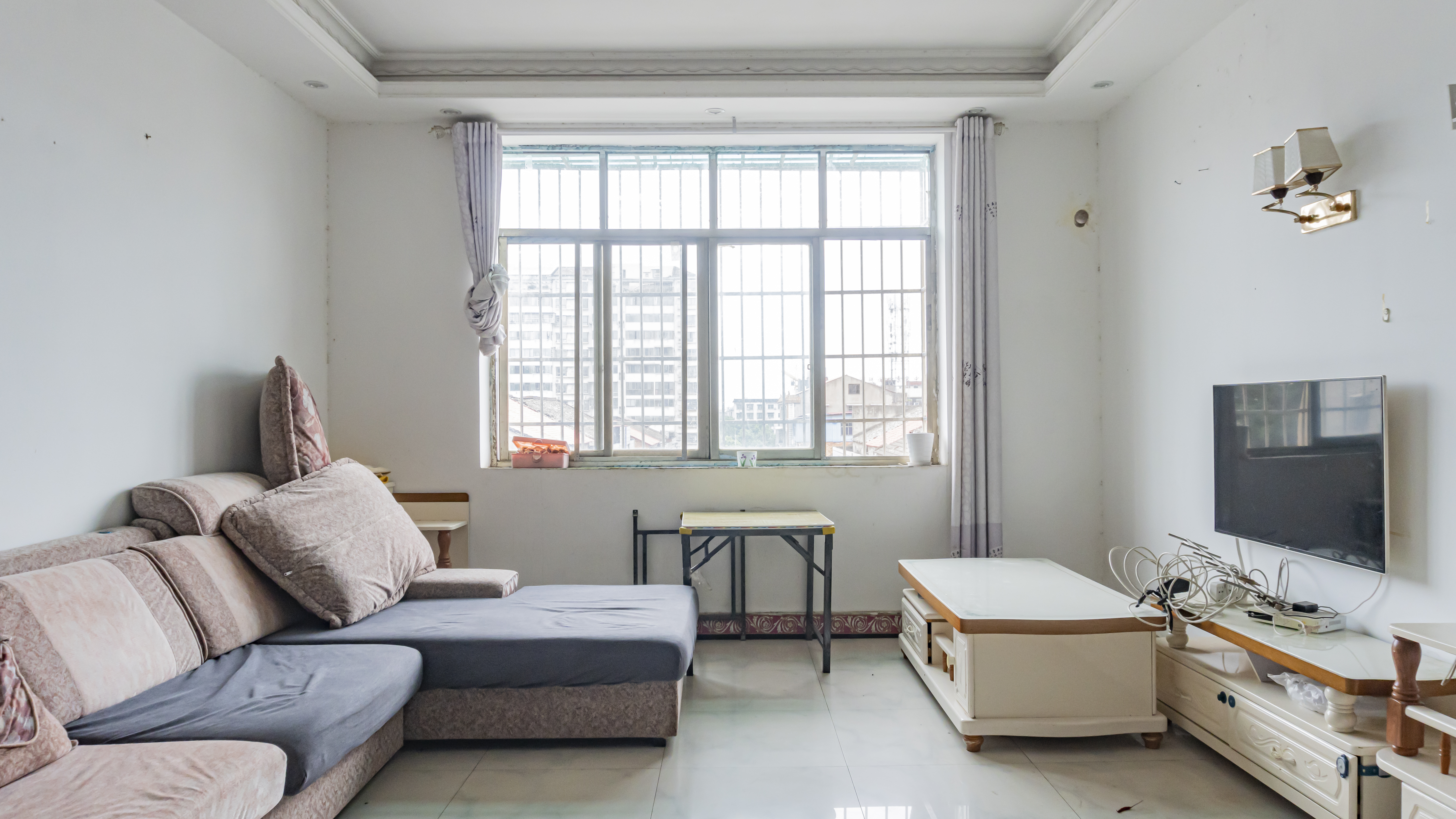 梓山苑小区 2室1厅1卫 29.8万 梓山苑小区 2室1厅1卫 29.8万室内图