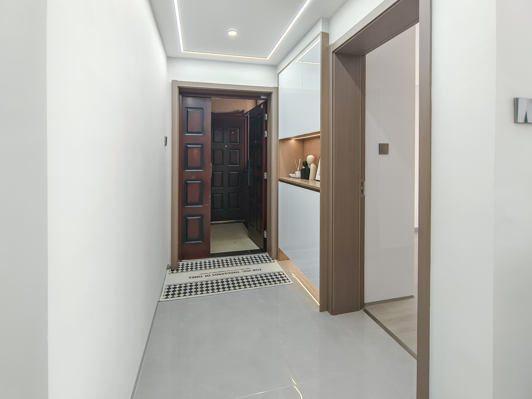 盛地尊域  4室2厅1卫    110.0万其他