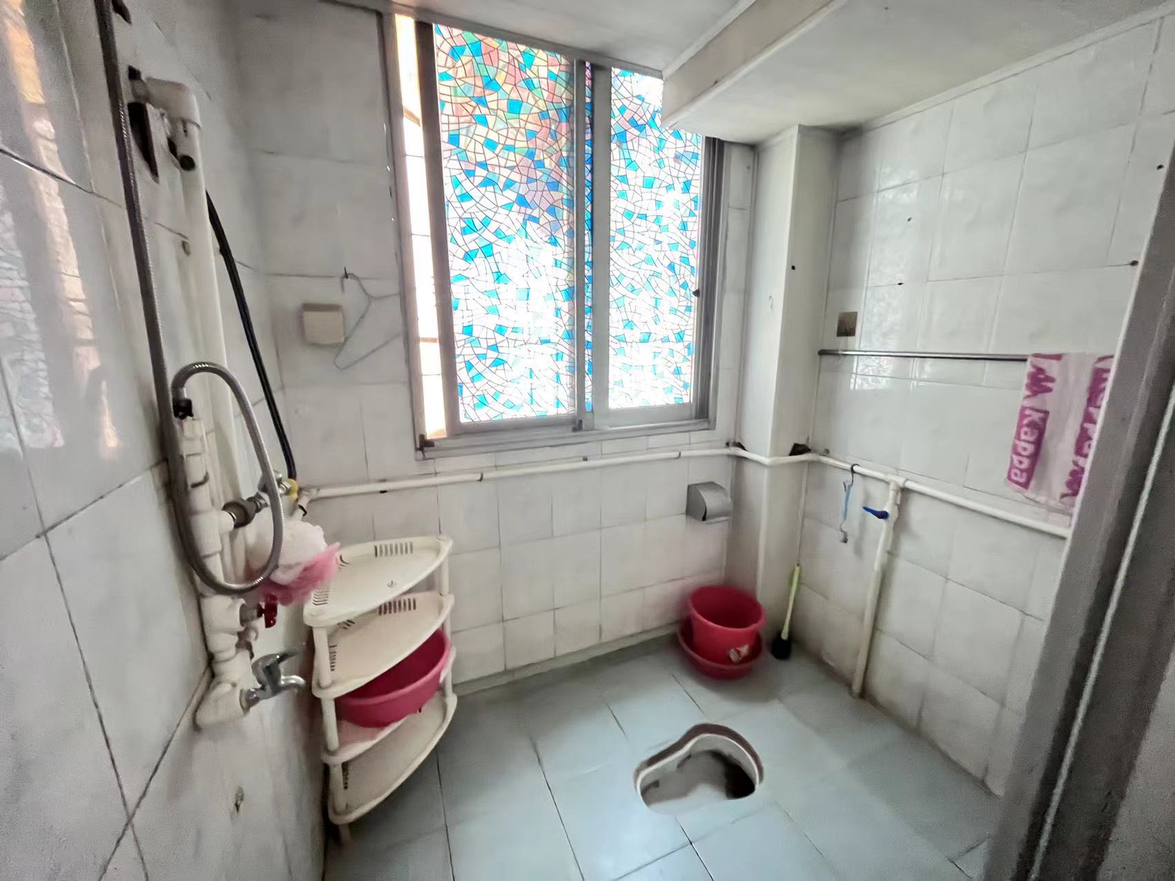 解放街散盘 2室1厅1卫 25.8万 解放街散盘 2室1厅1卫 25.8万室内图