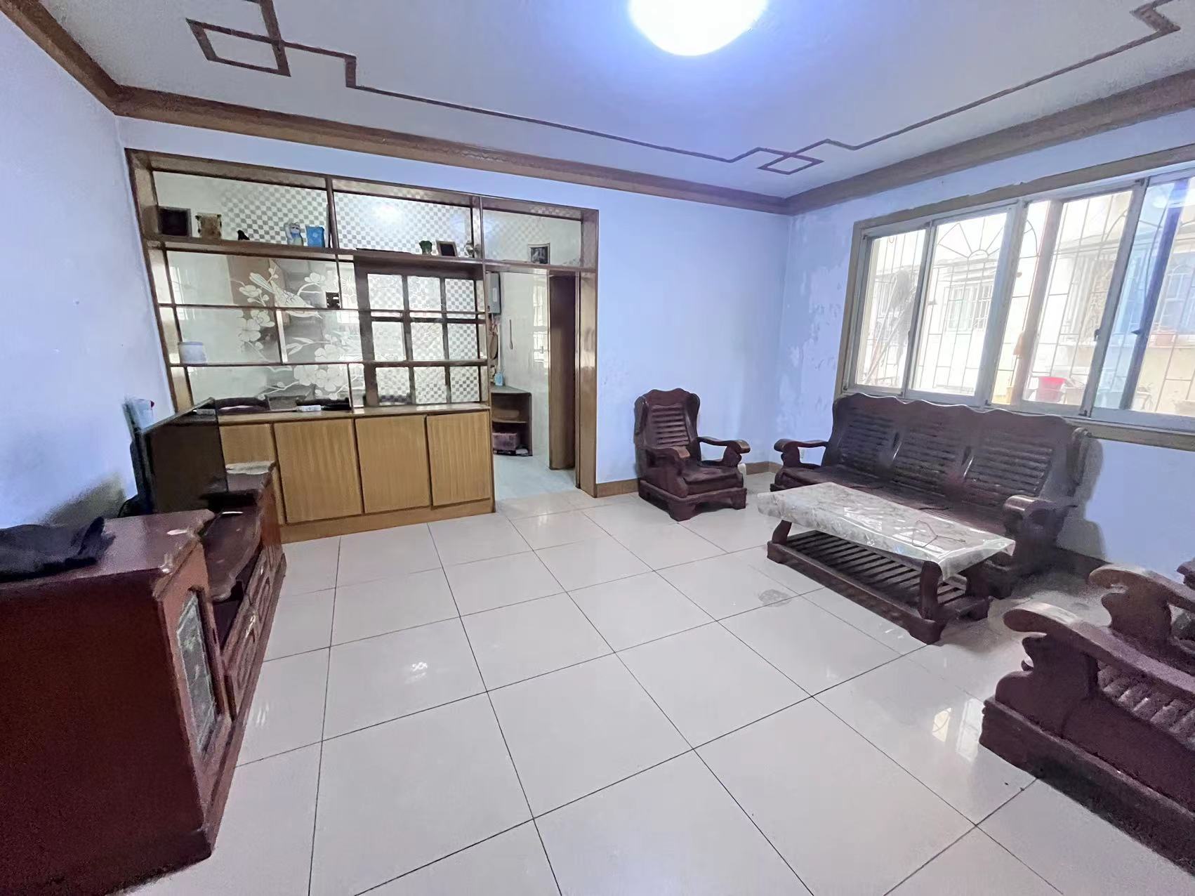 解放街散盘 2室1厅1卫 25.8万 解放街散盘 2室1厅1卫 25.8万室内图